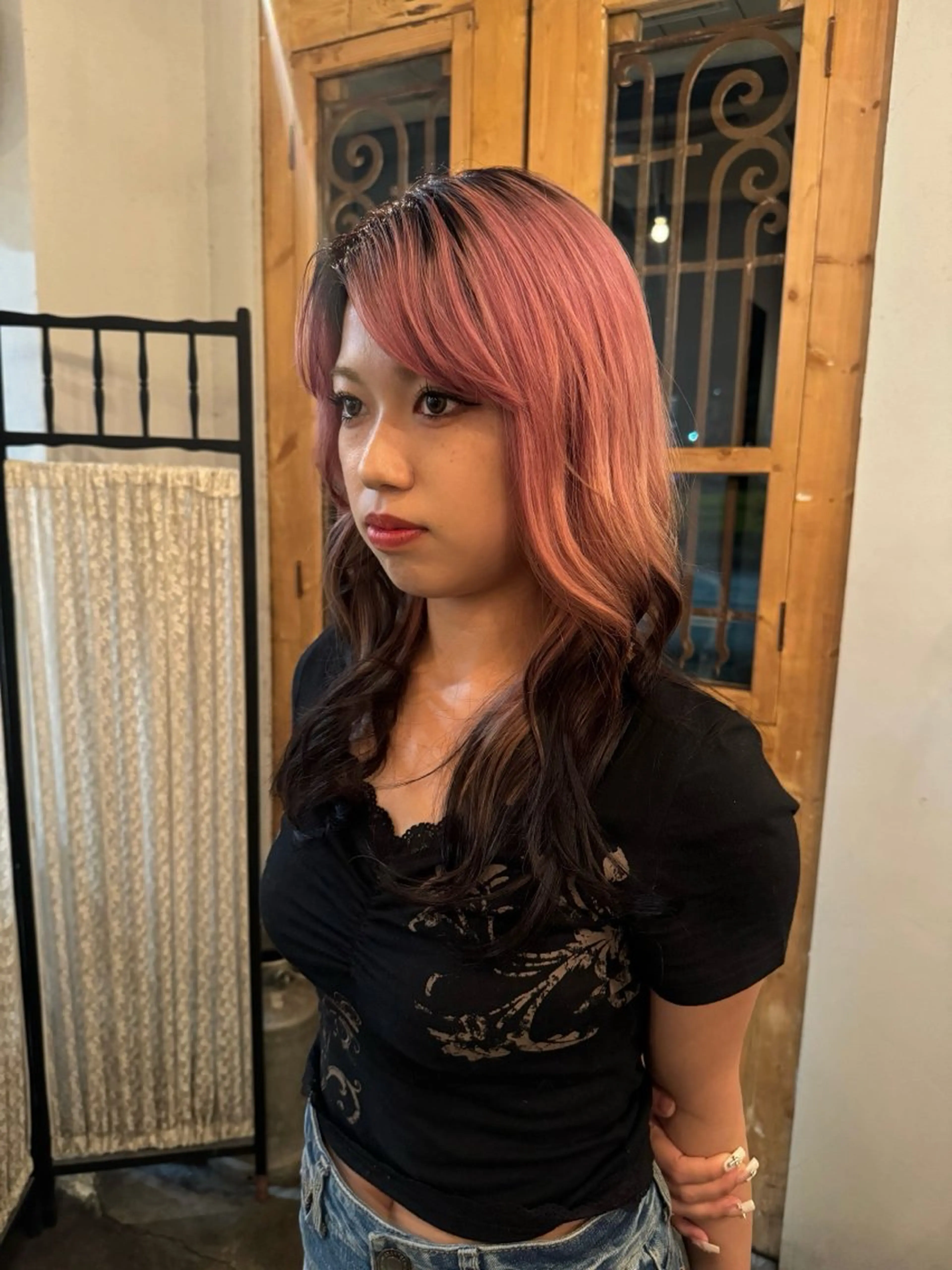 ロング カラー デザインカラー casetta .aiのヘアスタイル