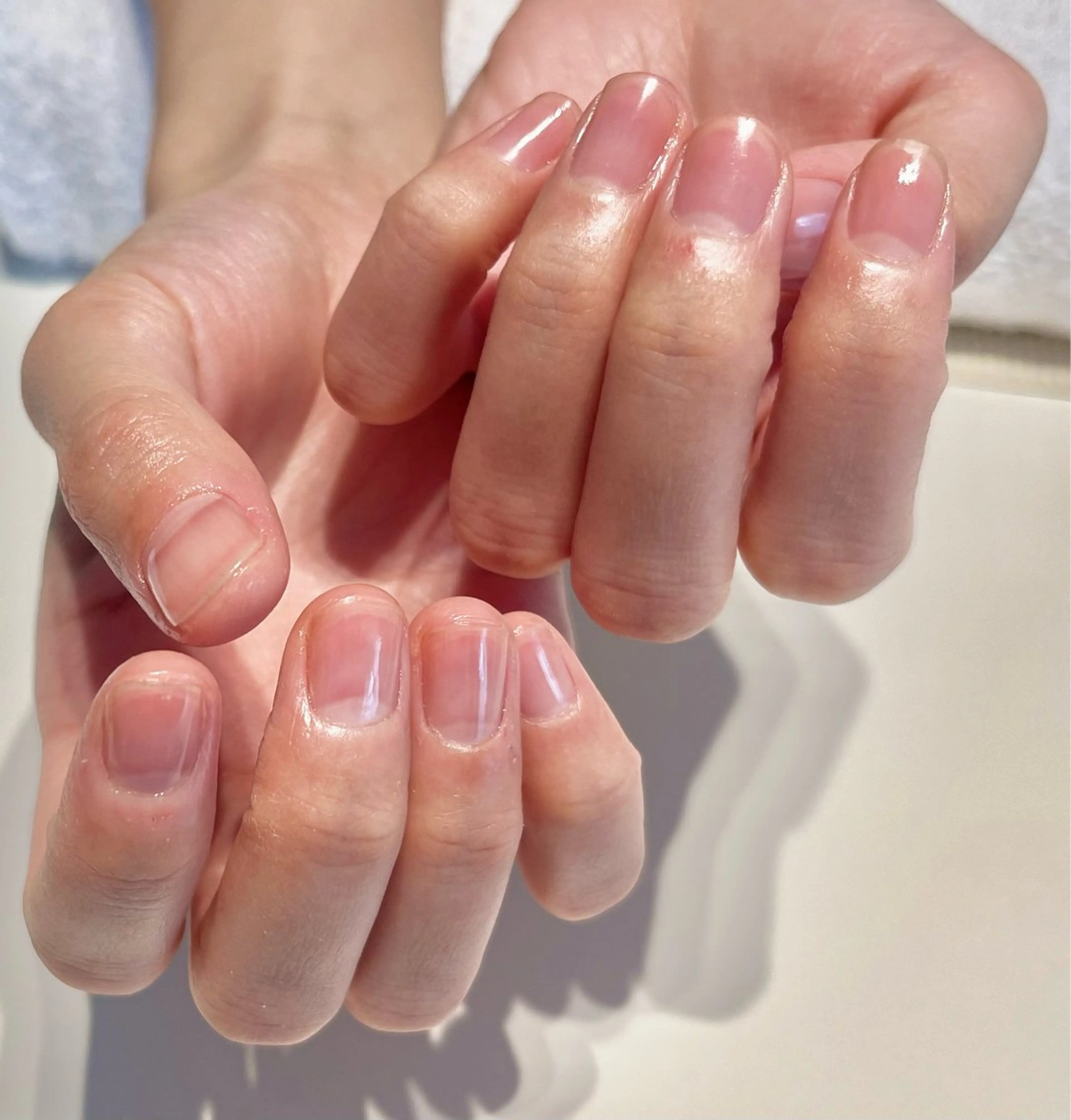 ネイル 自爪とネイルケア専門サロン　プリナチュール所属・吉岡 泉のネイルデザイン