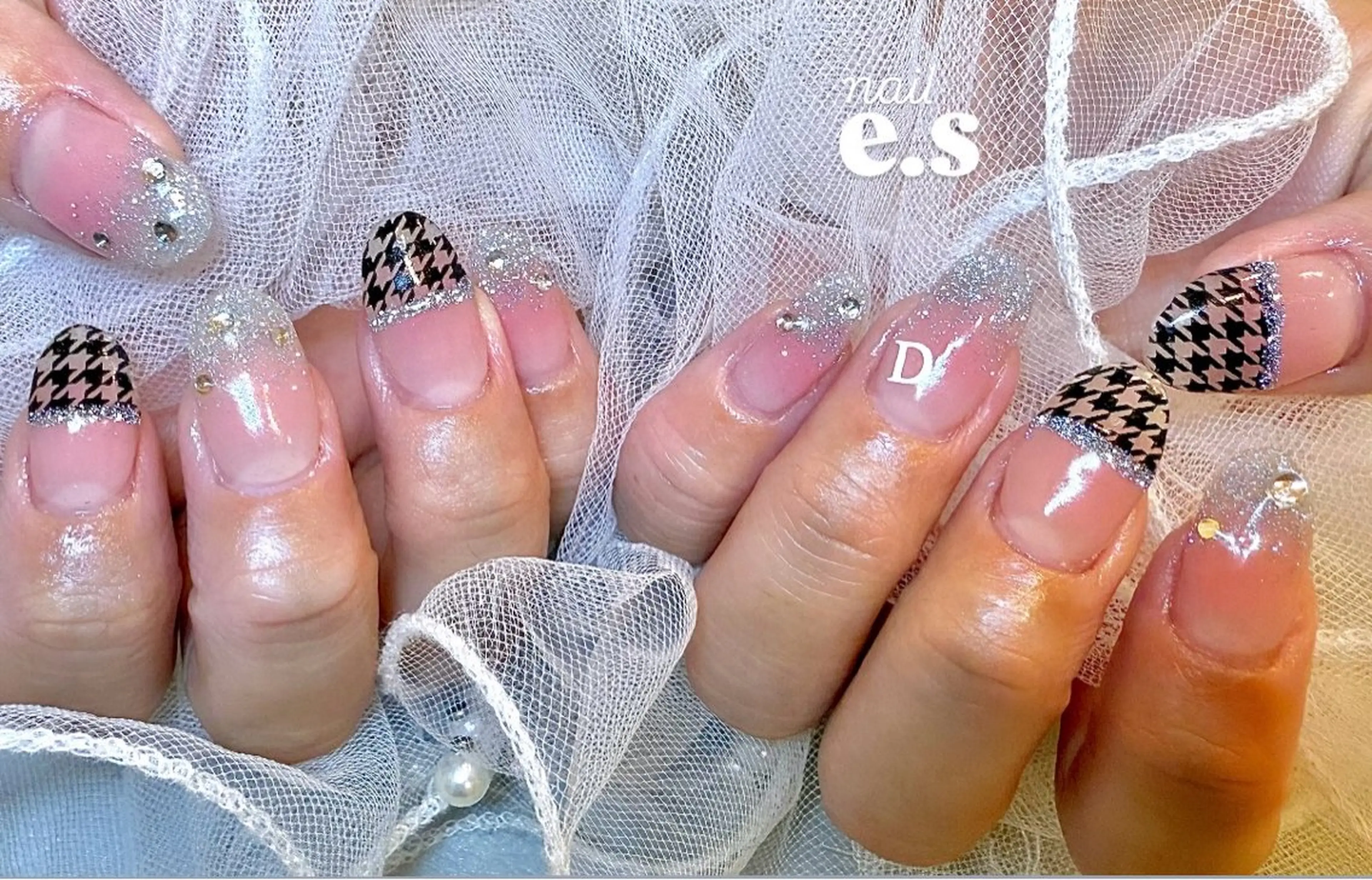 ネイル フレンチネイル ハンドネイル nail e.sのネイルデザイン