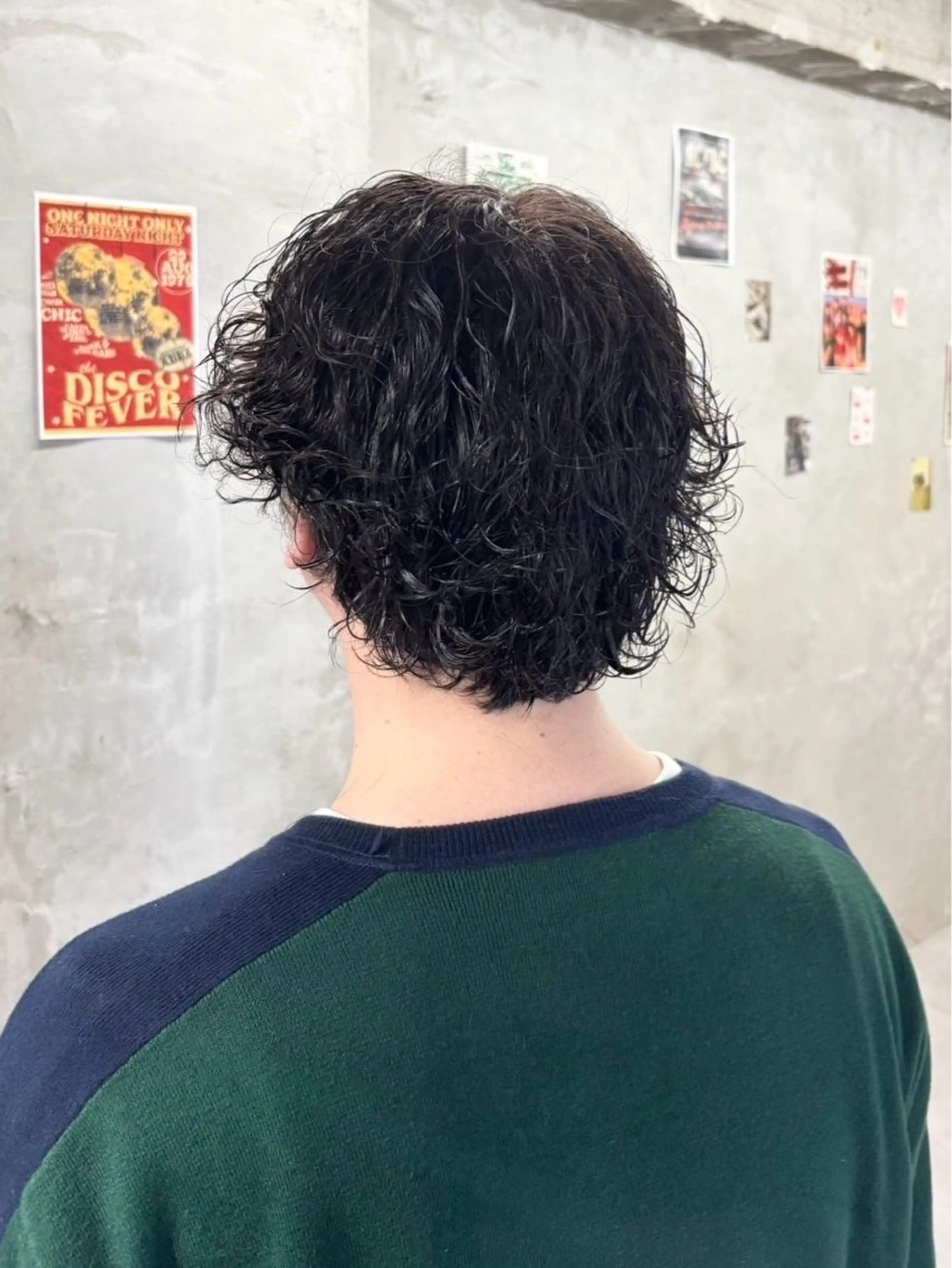 ショート パーマ メンズ メンズパーマ 波巻きパーマ スパイラルパーマ カット パーマ トリートメント door white hideのヘアスタイル