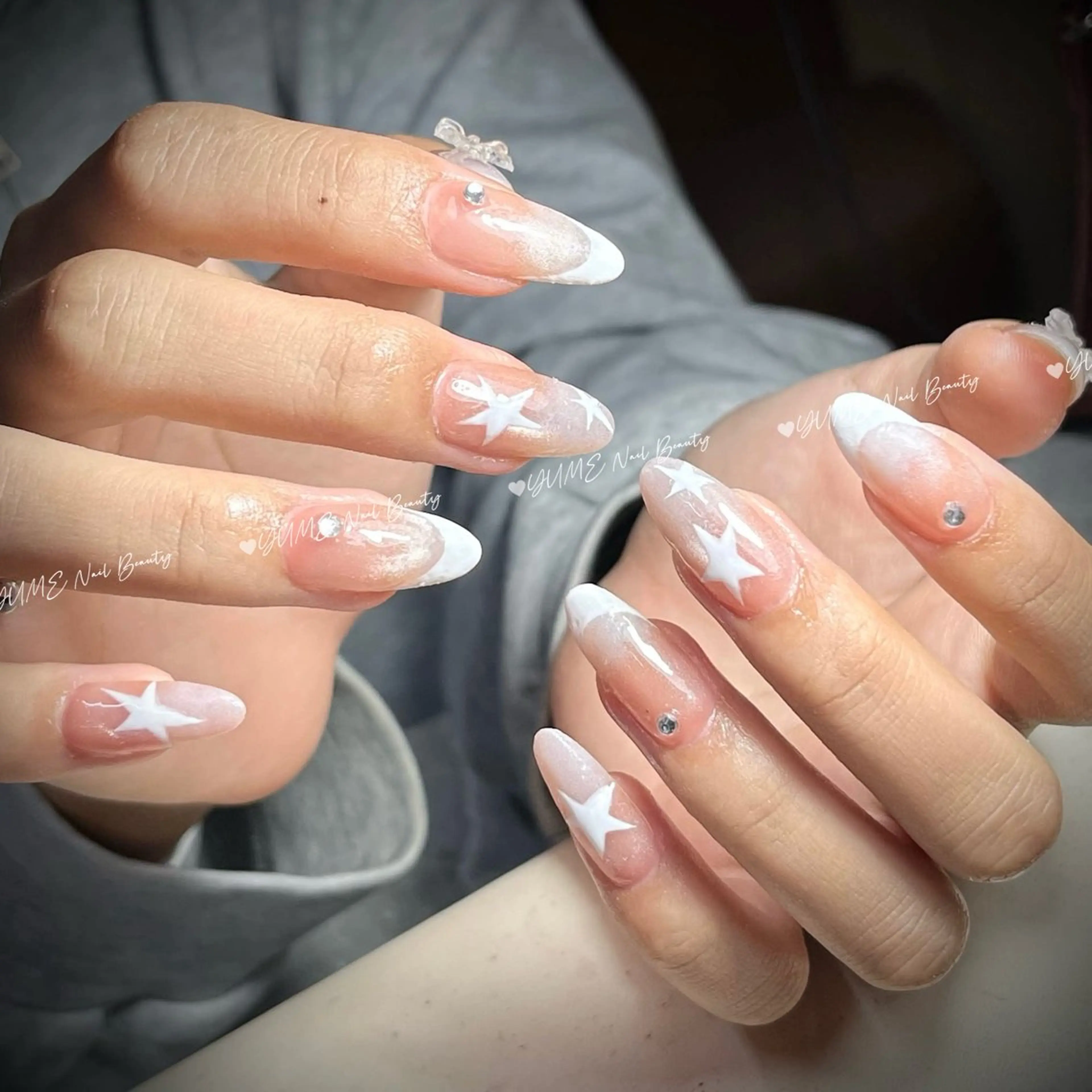 ミディアム ガー NAILのネイルデザイン