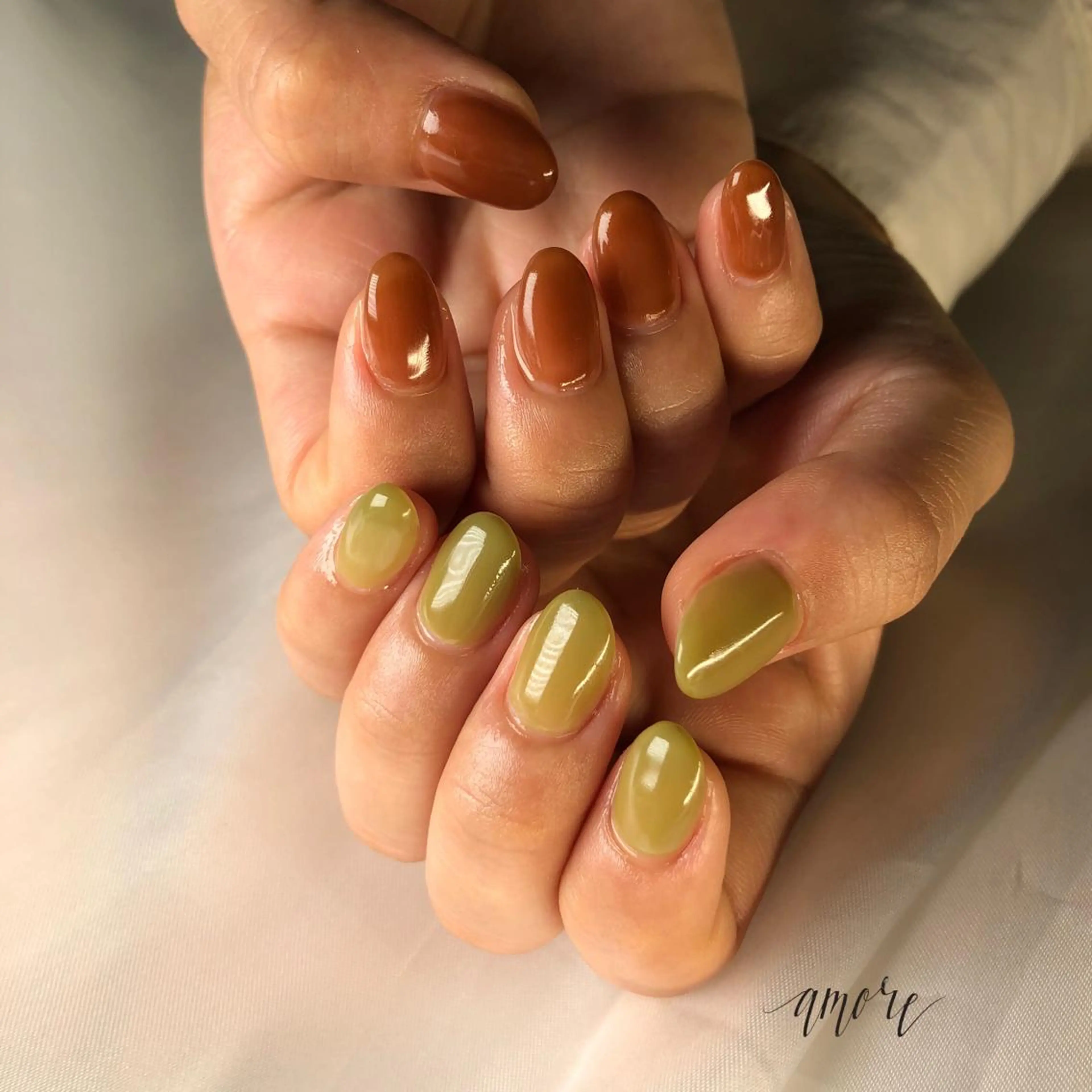 ネイル ジェルネイル 氷ネイル・うるうるネイル マグネットネイル ミラーネイル ニュアンスネイル You kyehwaのネイルデザイン