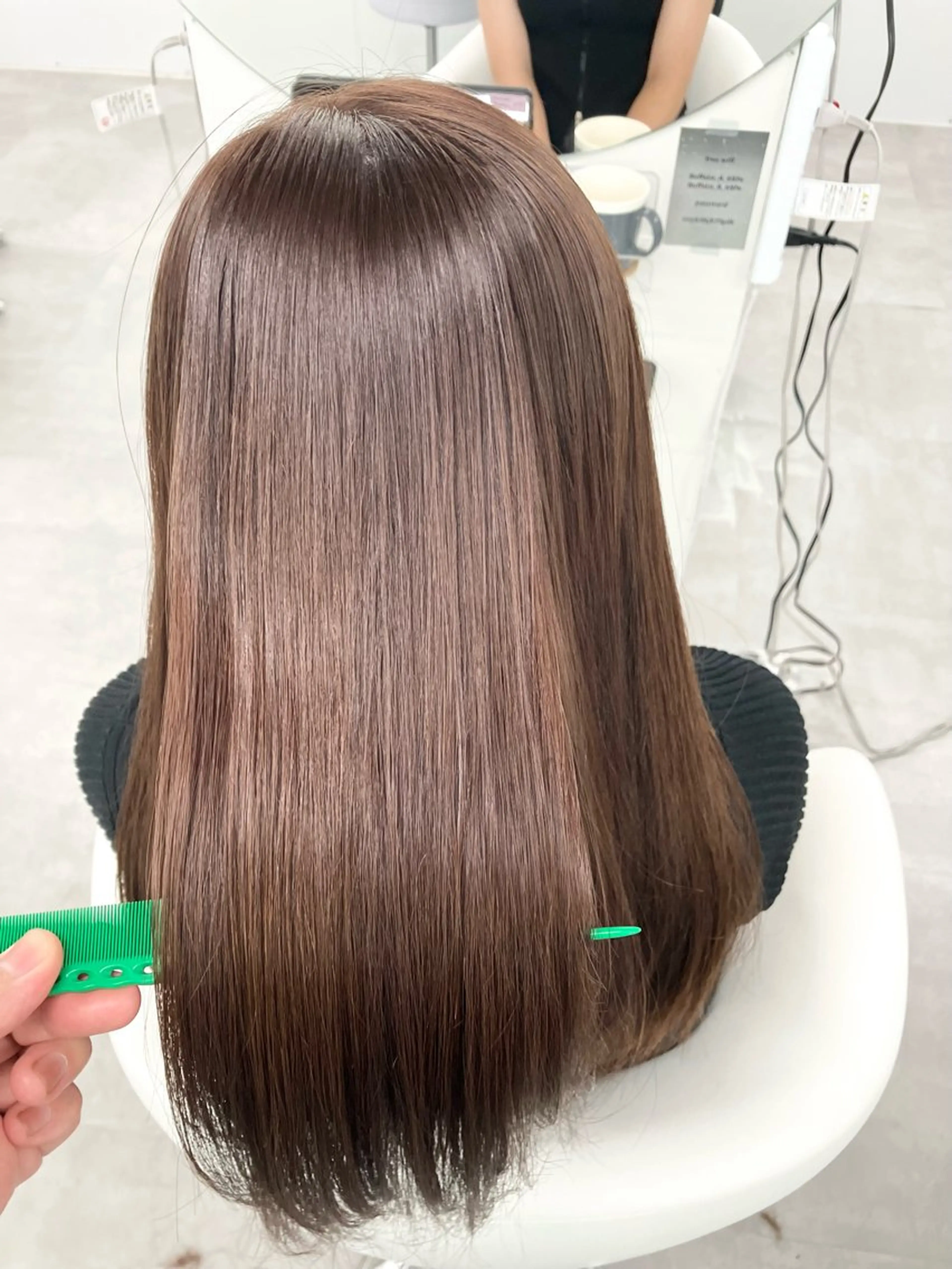 ロング カラー ヘアカラー トリートメント door white hideのヘアスタイル