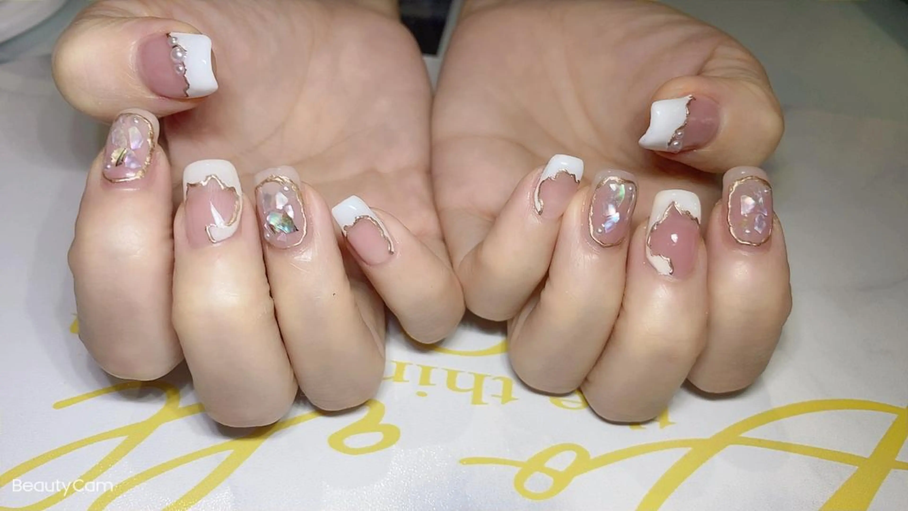 ネイル NailYY所属・NailYY よよのネイルデザイン