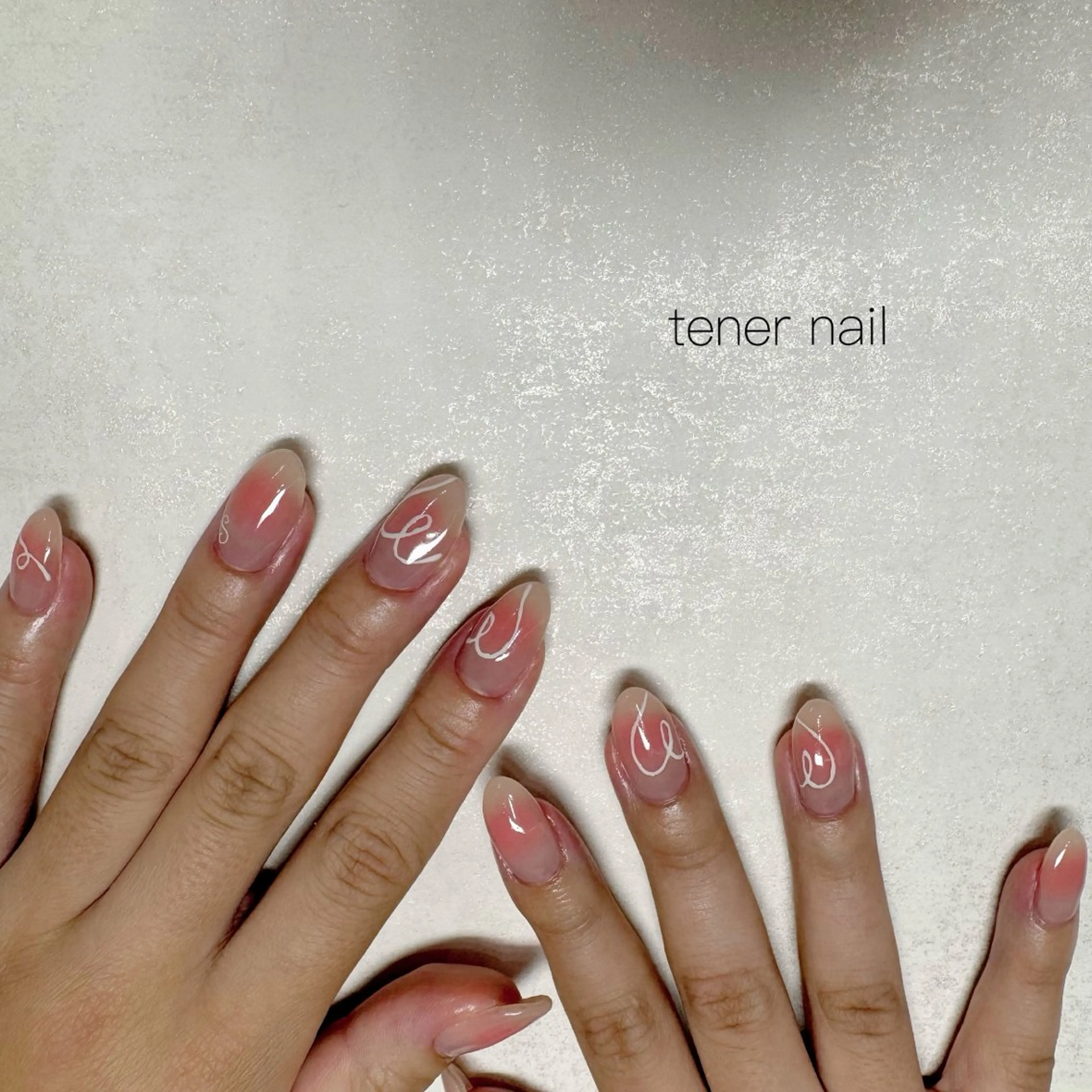 ネイル チークネイル ハート ハンドネイル tener  nail  テネルネイル所属・テネルネイル tener nailのネイルデザイン