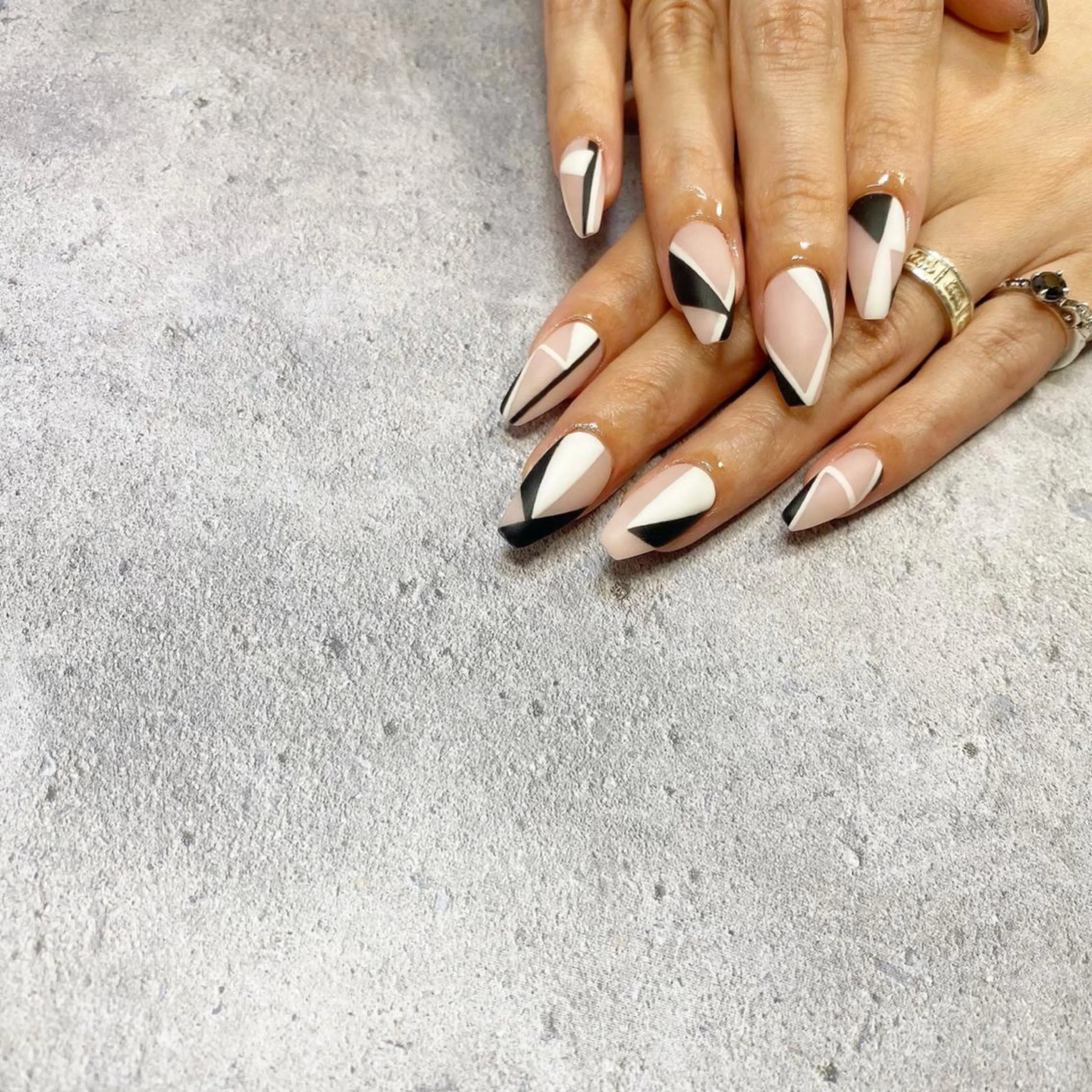 ネイル ハンドネイル nailsalon Cee【橿原市】のネイルデザイン