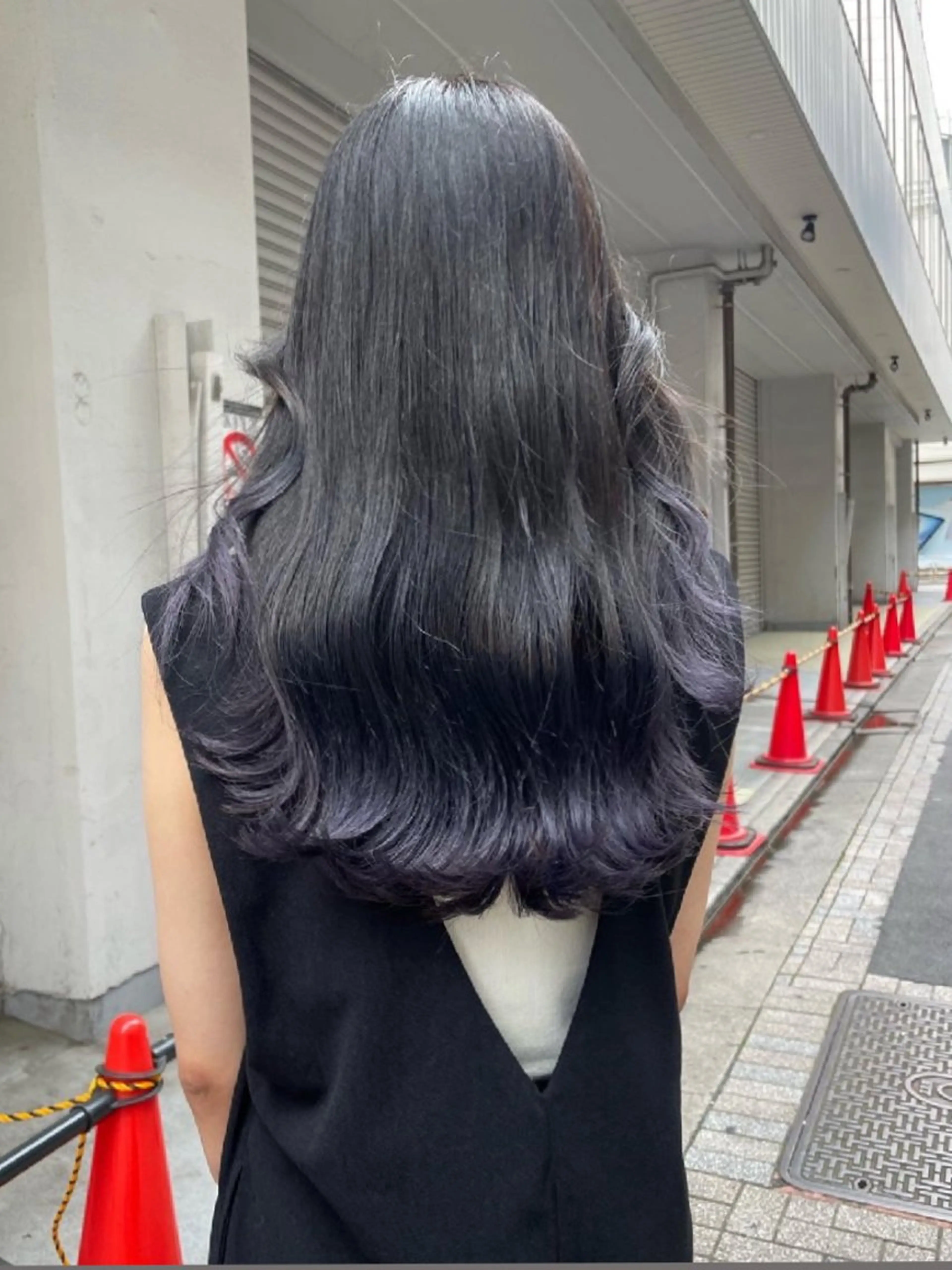 セミロング キリカ新宿所属・ブリーチ/ エクステ/レイヤーのヘアスタイル