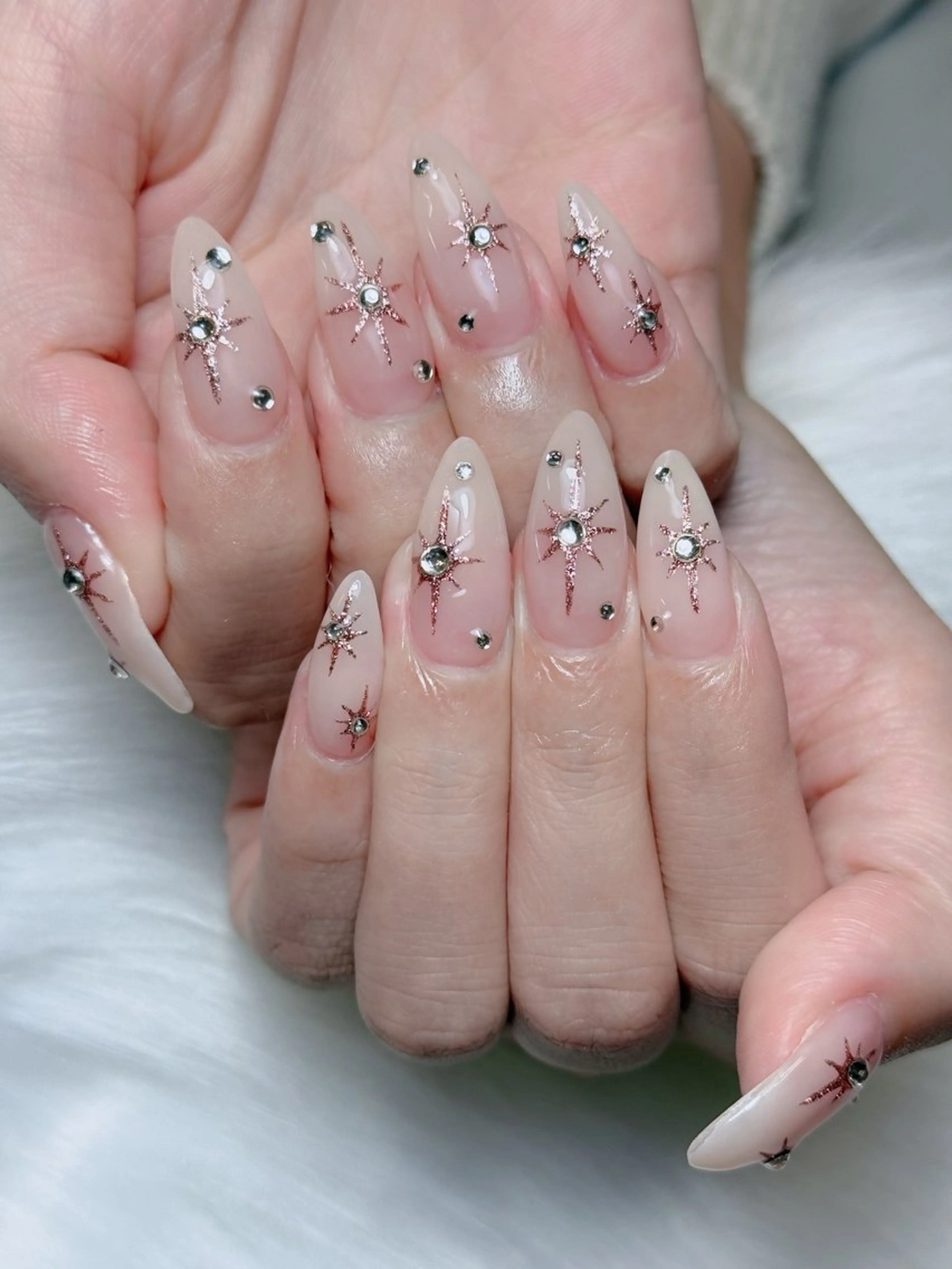 ネイル オーロラネイル チークネイル フットネイル フレンチネイル 韓国ネイル ハンドネイル Lumi Nailのネイルデザイン