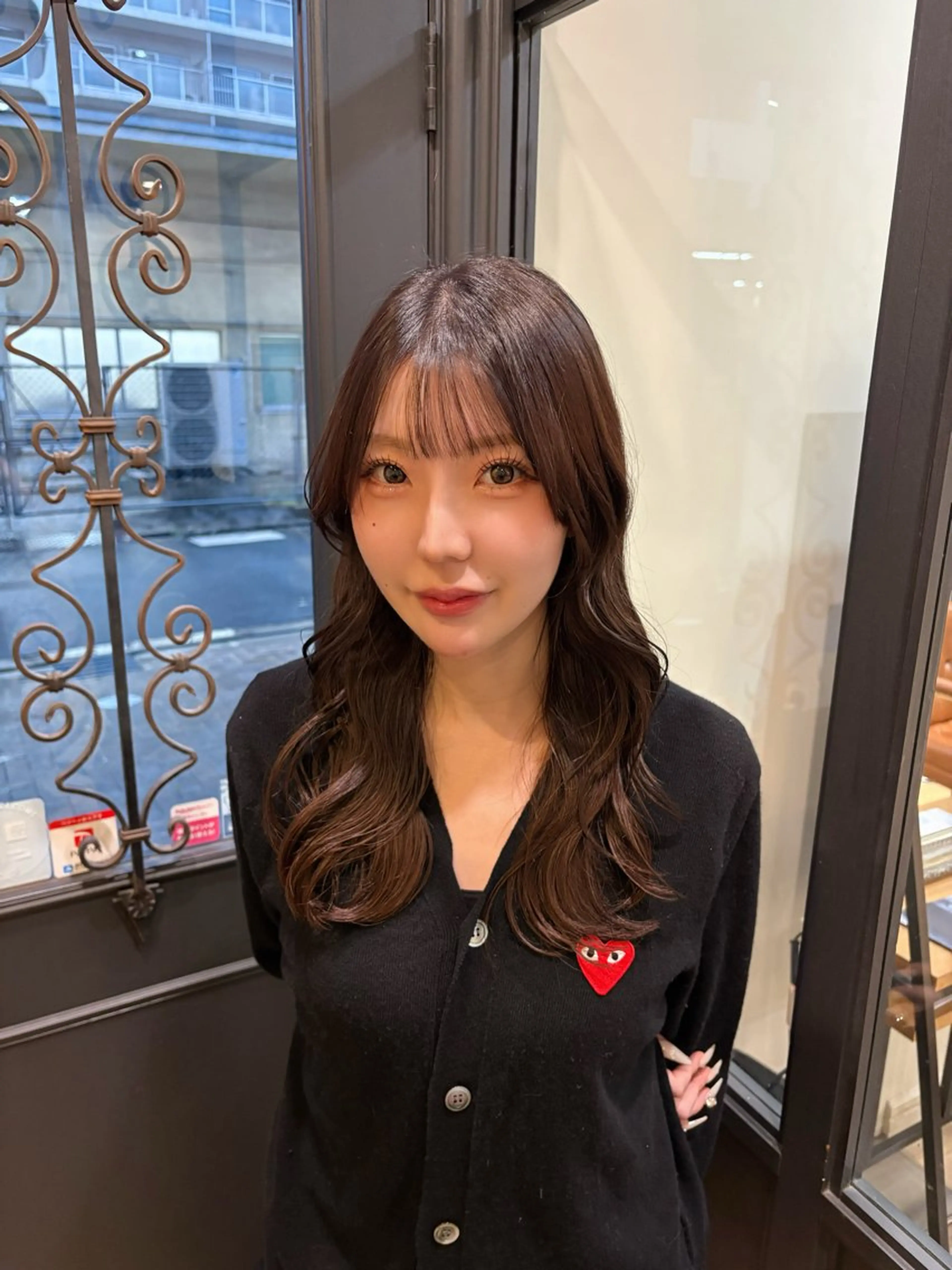 セミロング カラー ヘアカラー トリートメント しおり🍬 KOKORO🤍のヘアスタイル