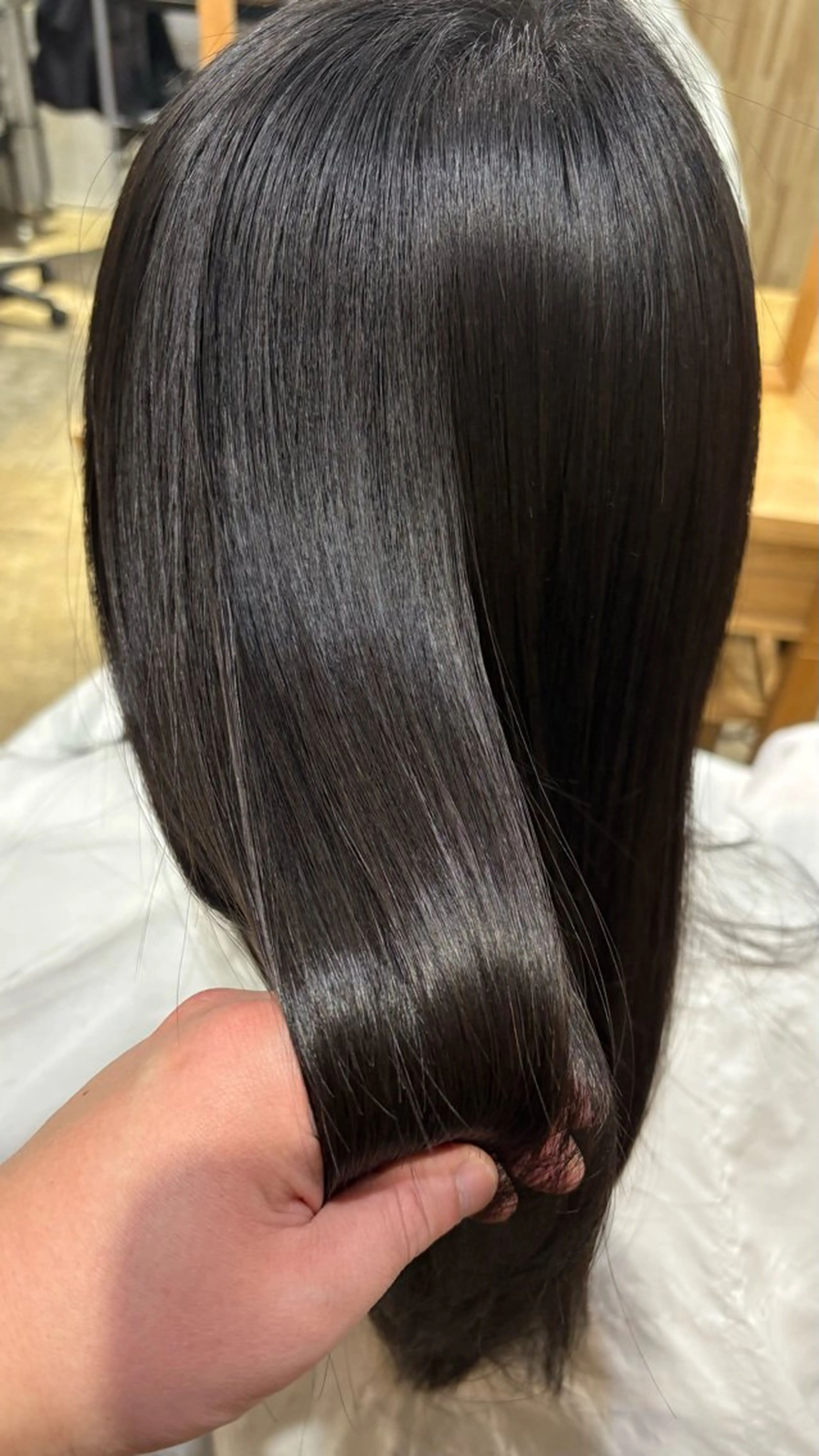 【高田馬場】自然な仕上がり◎髪質改善ストレート+調整カットの写真