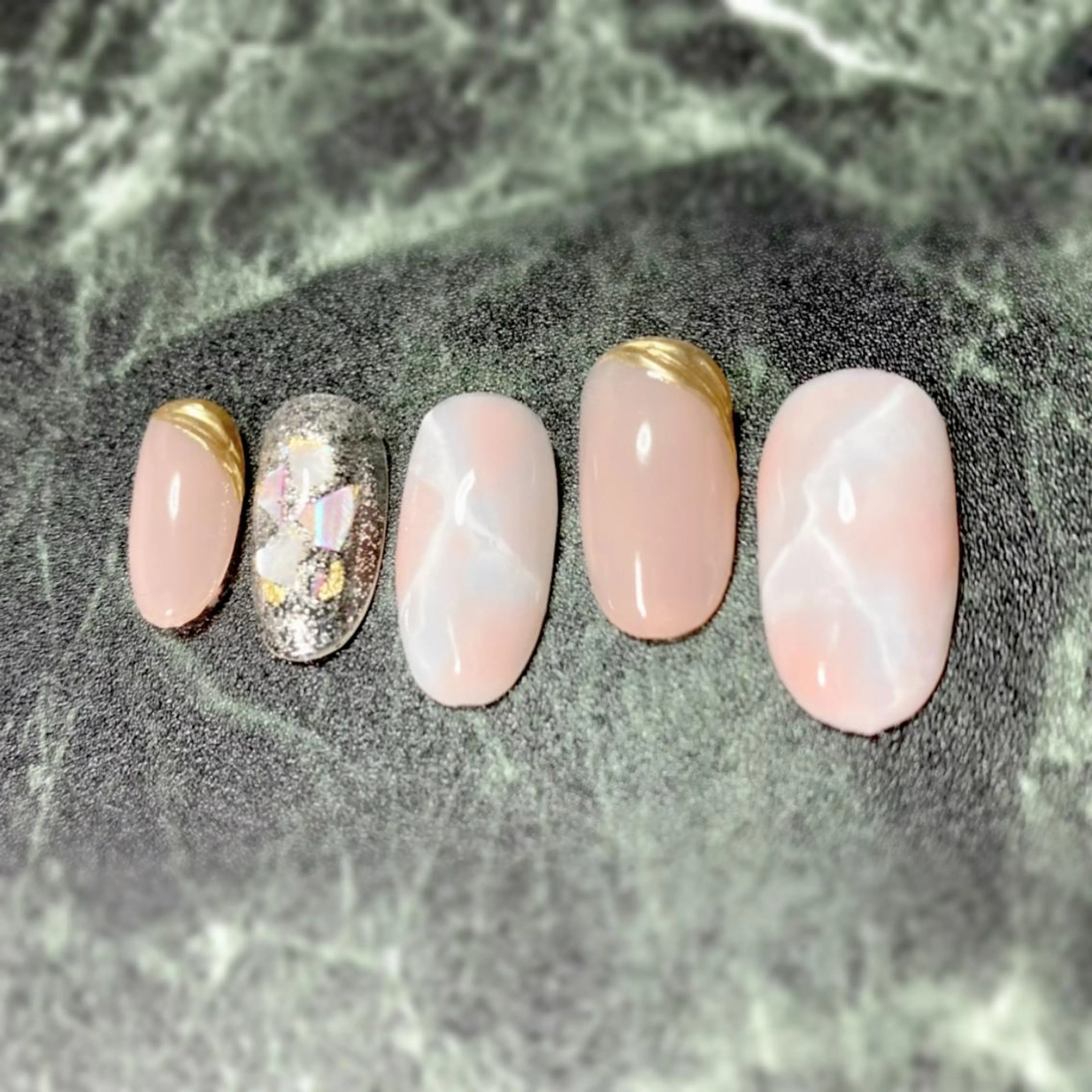 ネイル Nail Salon hrk.のネイルデザイン