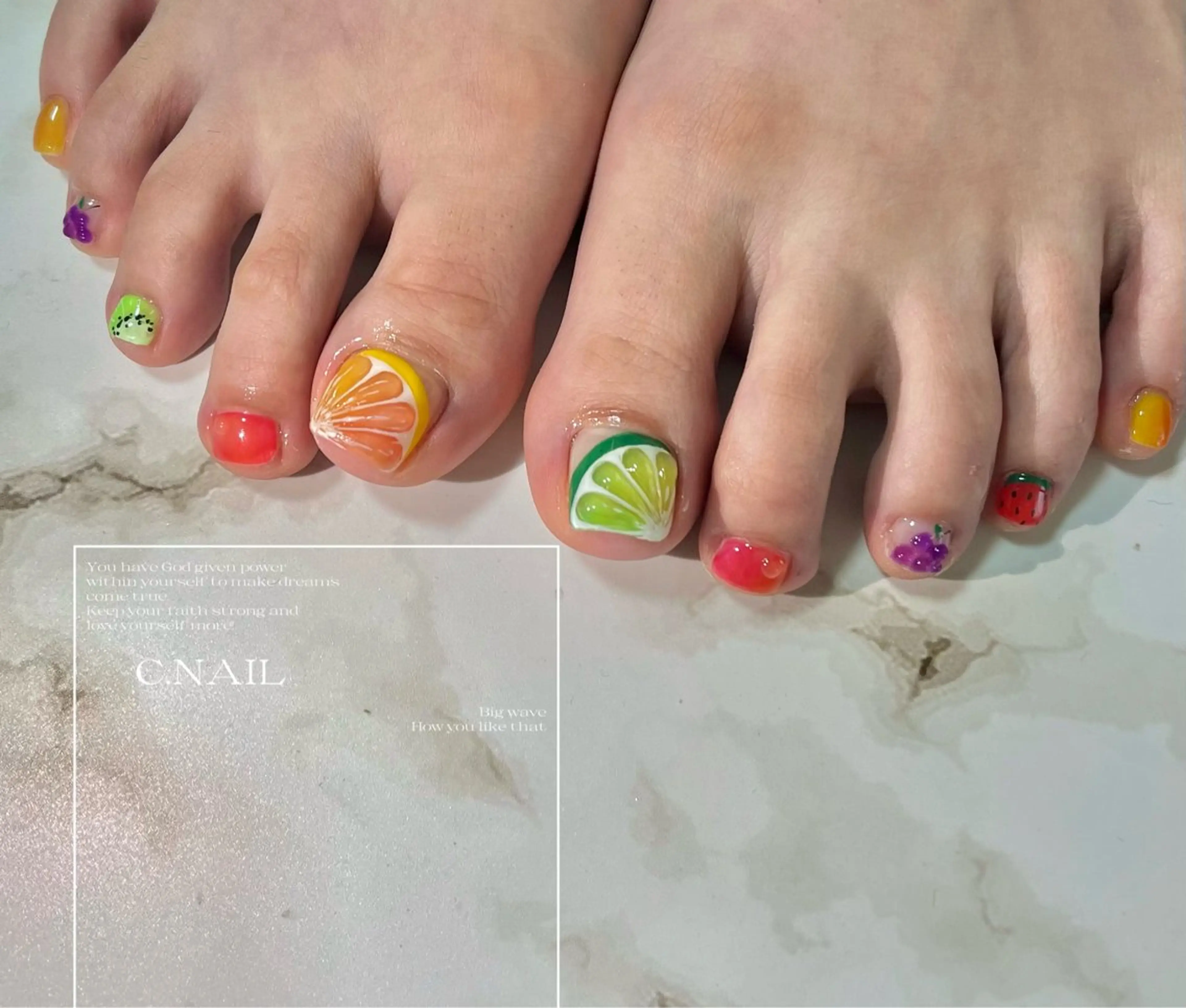 ネイル フラッシュネイル フットネイル グラデーション グリーン ハート C.Nail &Eye筑紫駅のネイルデザイン