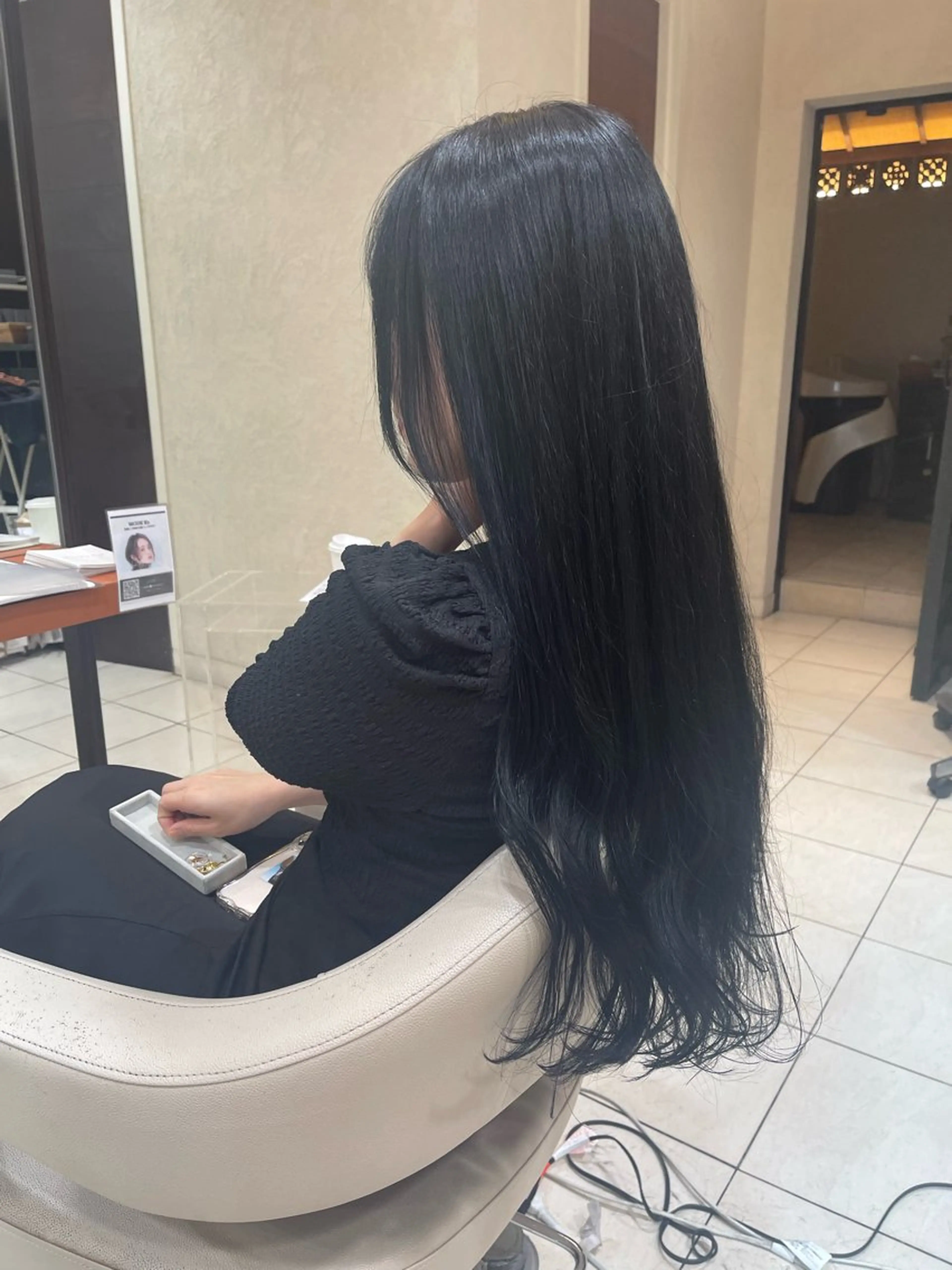 ロング カラー 黒髪 ブルーカラー ブルーブラック カネヒラ リョウスケのヘアスタイル