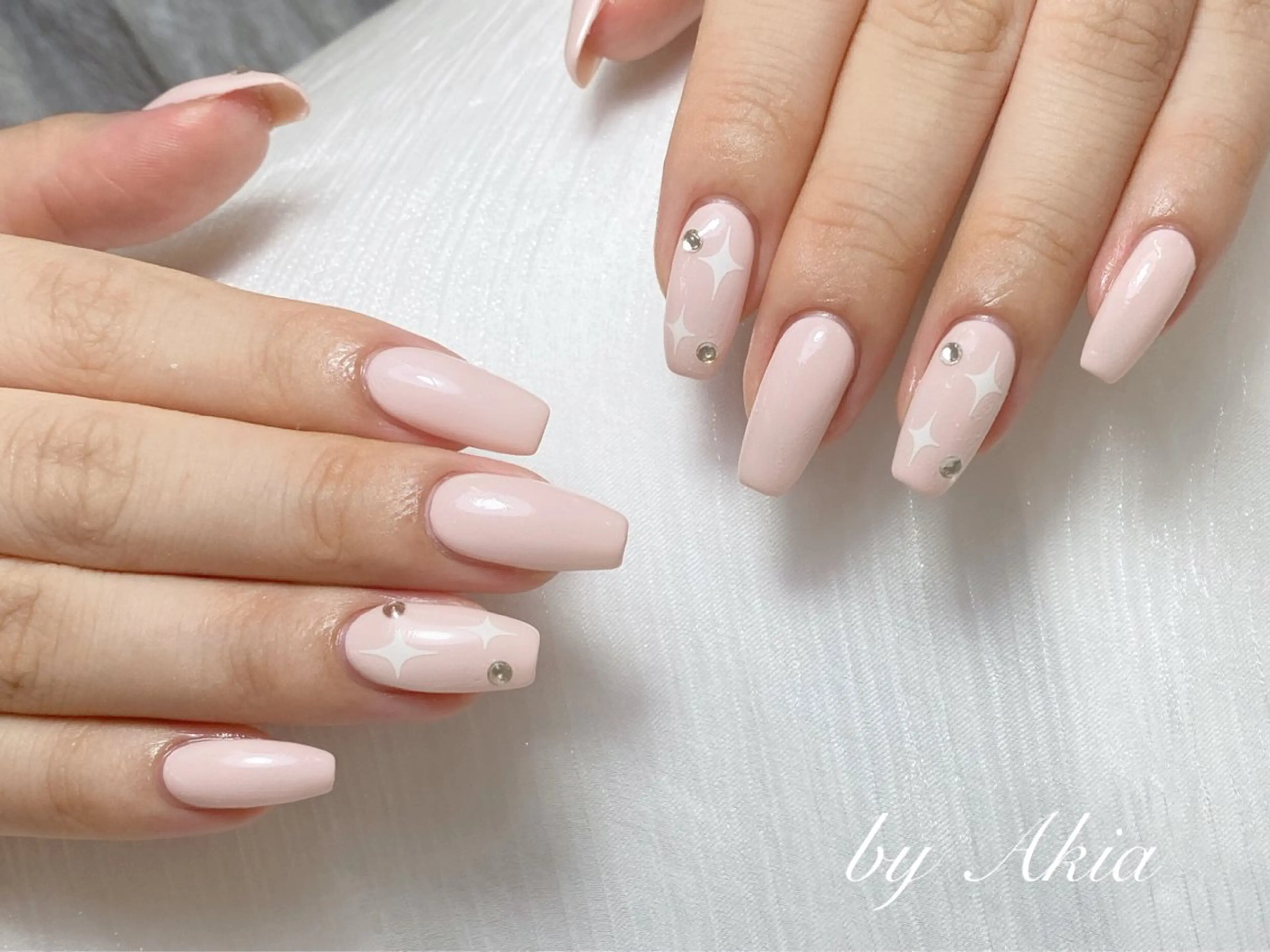 ネイル ハンドネイル ハンドケア 閨匠ビューティサロン 新橋店のネイルデザイン