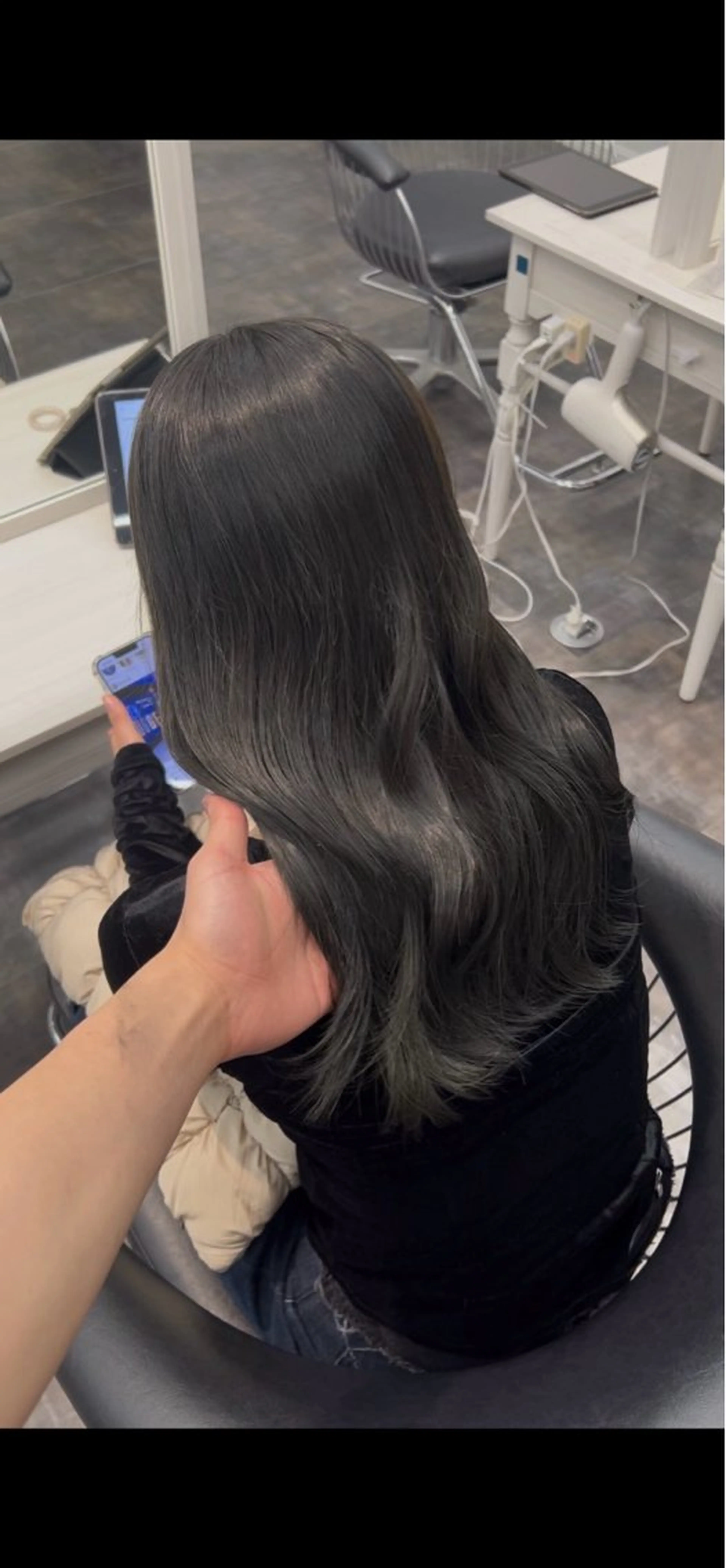 オリーブグレージュカラー🎧🫒Aujuaシャンプー+トリートメント付き🤍4000円の写真