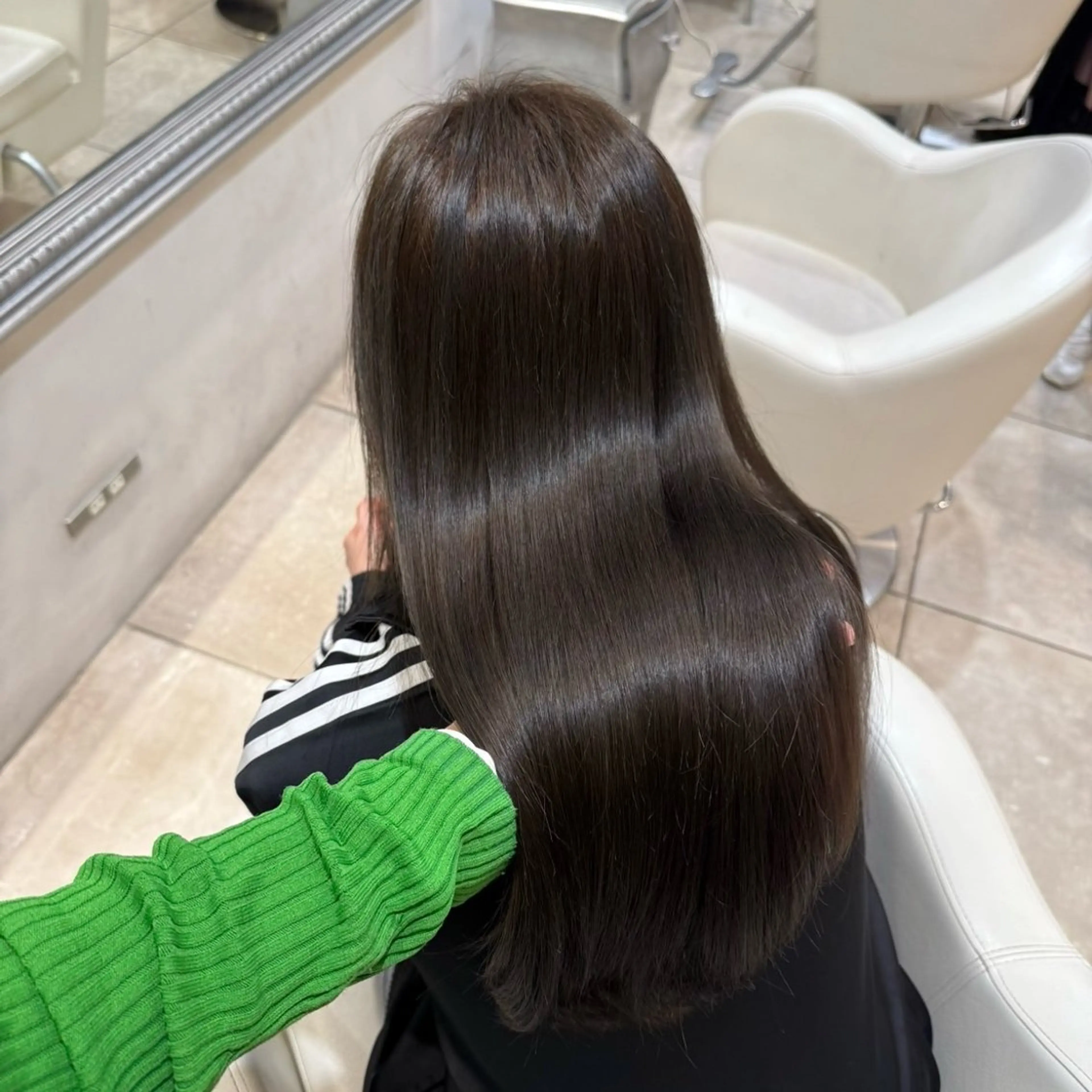 カラー オリーブカラー ヘアカラー ナツキ /縮毛矯正モデル募集のヘアスタイル