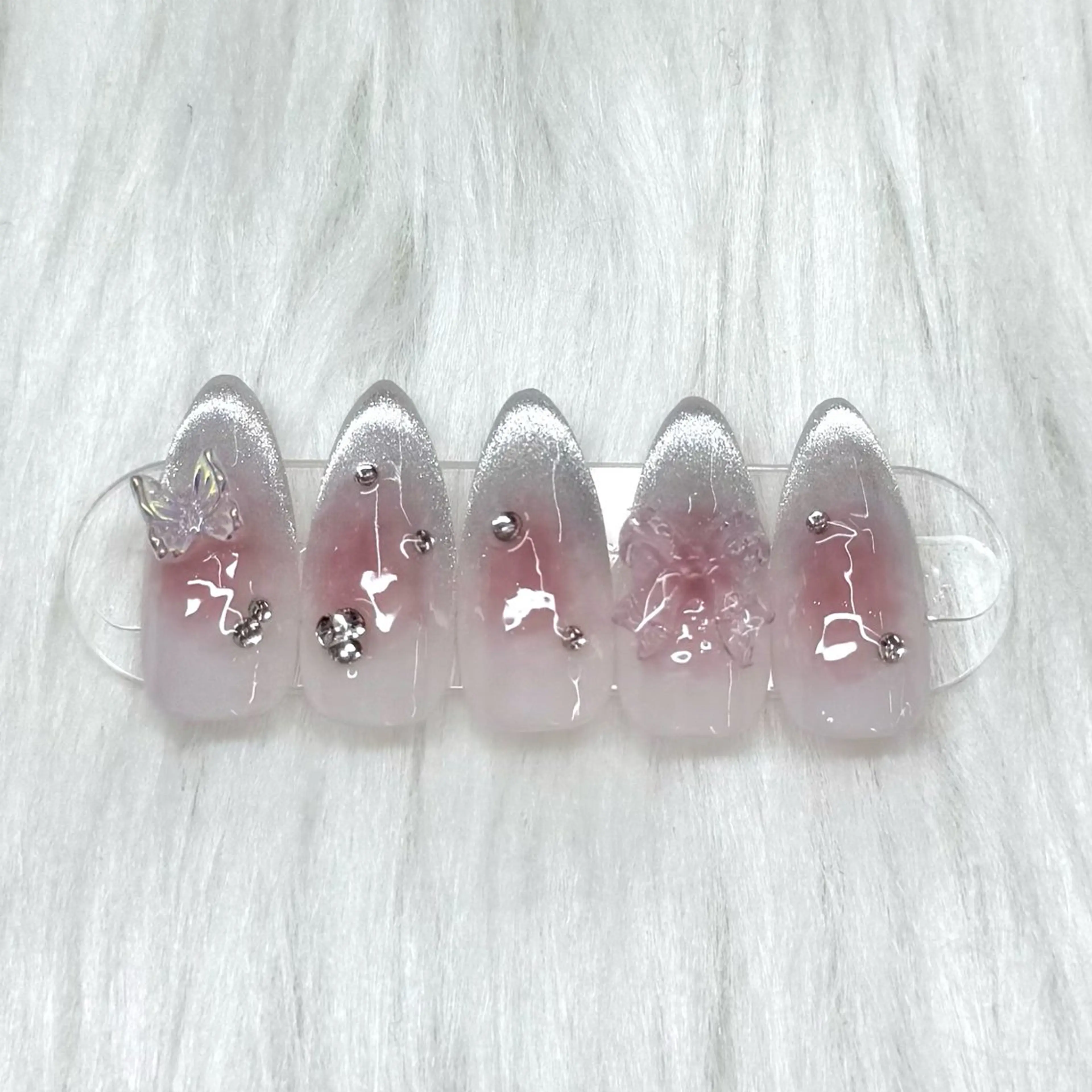 ネイル ハンドネイル misaki /NiYのネイルデザイン