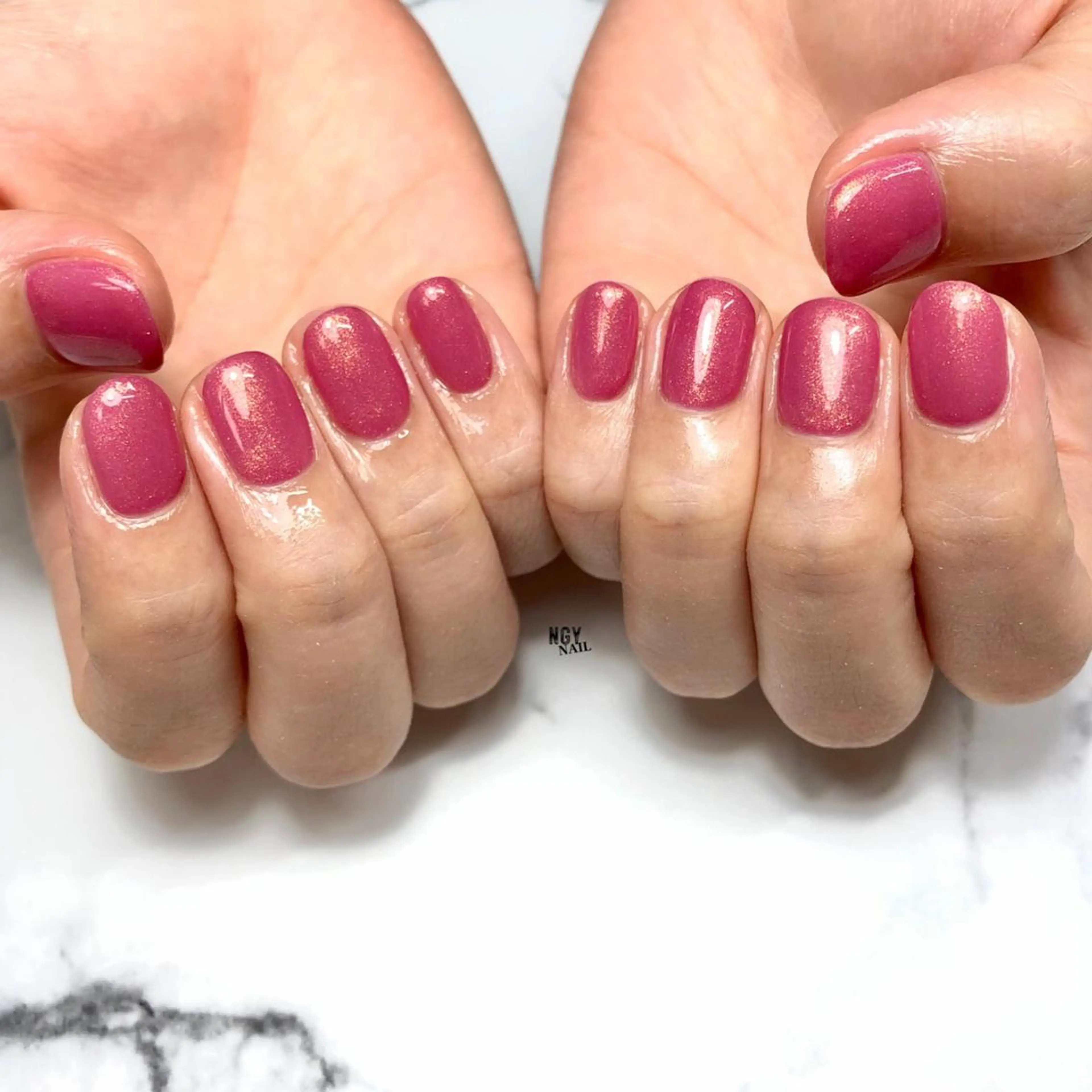 ネイル ラメ(グリッター) ワンカラーネイル ピンク シンプルネイル 春ネイル ハンドネイル NAIL NOWのネイルデザイン