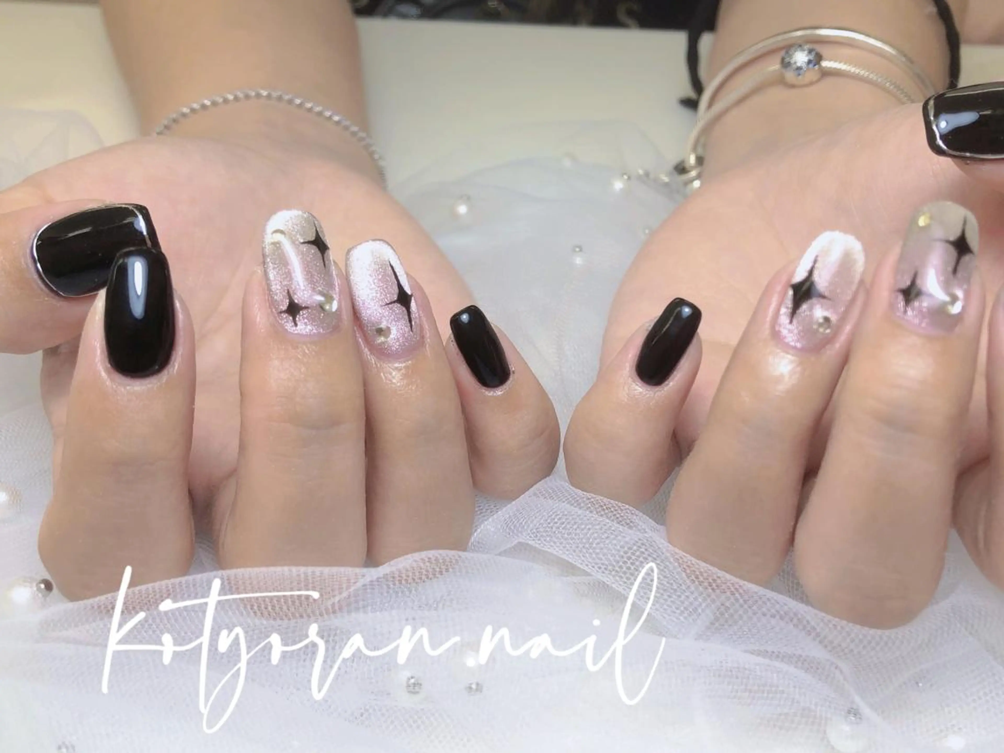 ネイル モナ& ミユのネイルデザイン