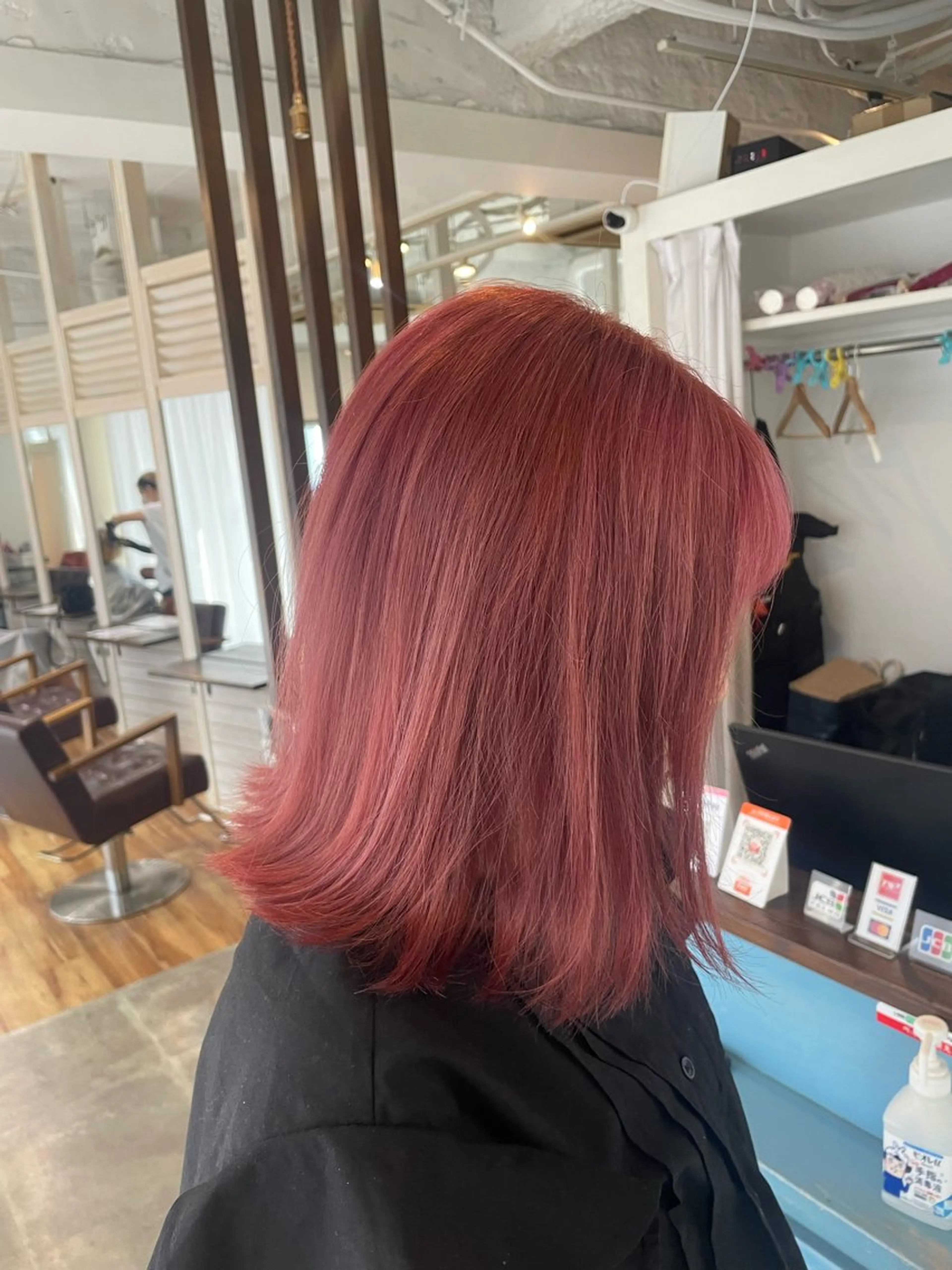 ミディアム カラー ALLEN hair 京橋店のヘアスタイル