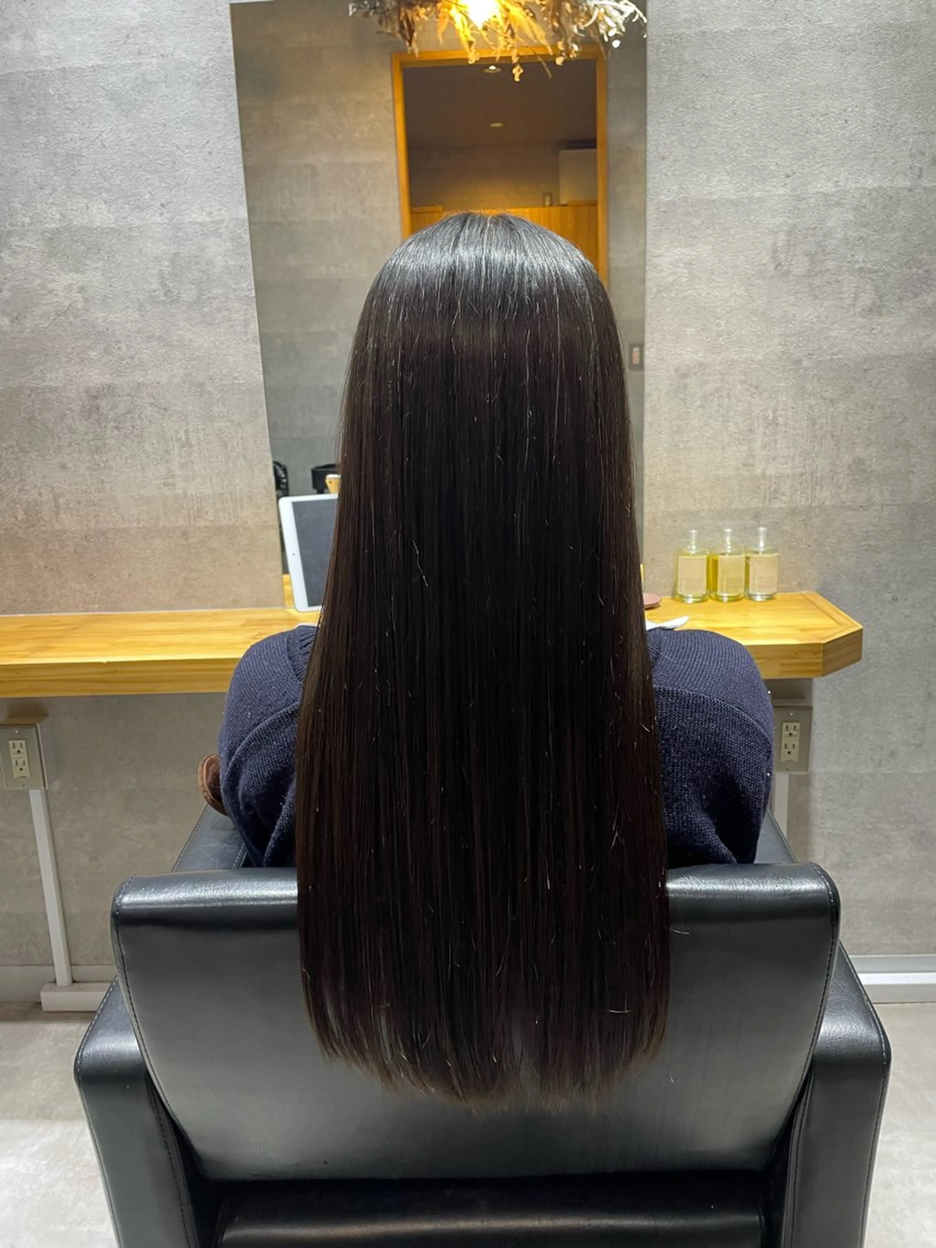 ロング 髪質改善 トリートメント lecoeur所属・🫧髪質改善🫧 【艶カラー】森田俊平のヘアスタイル