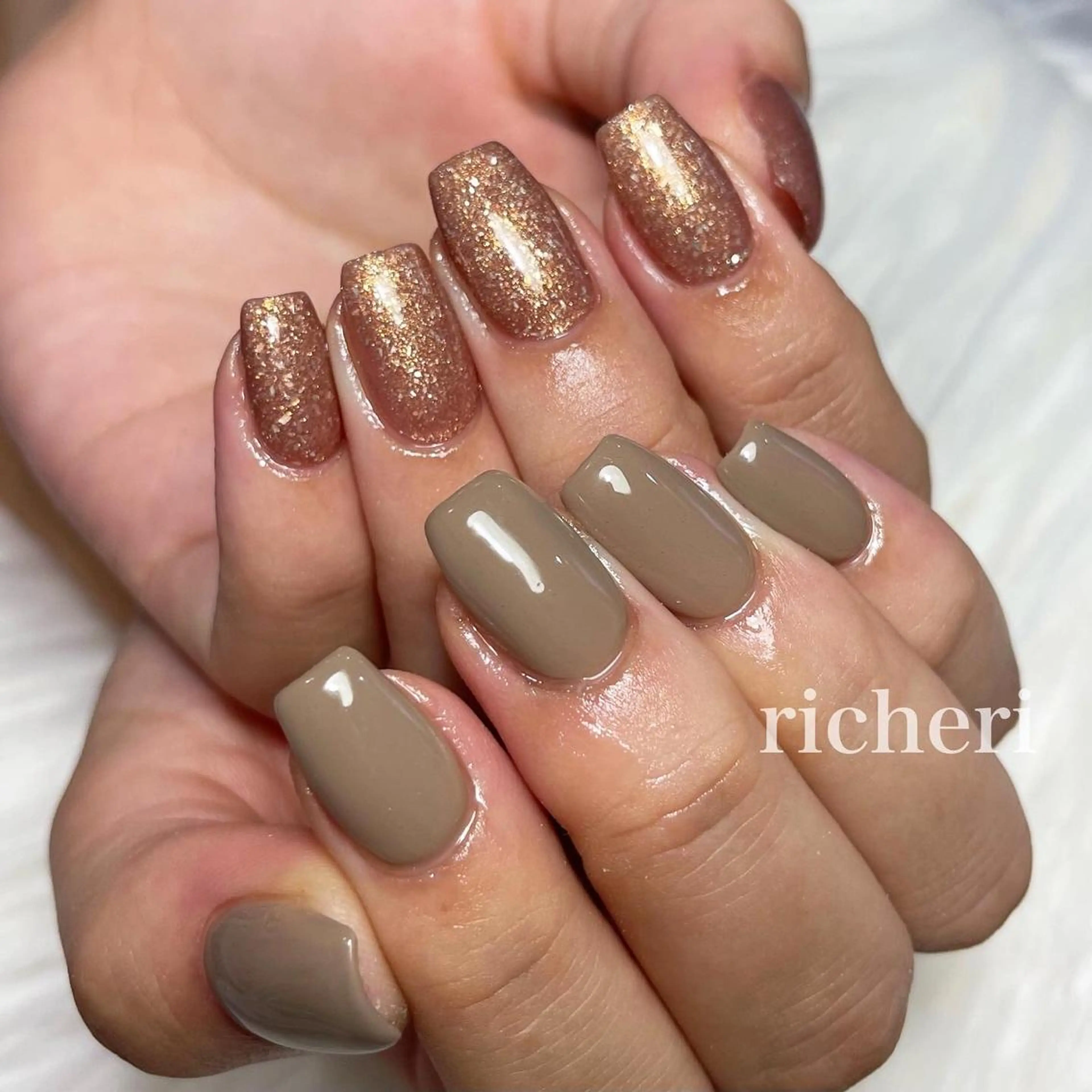 ミディアム ネイル 韓国風ヘア アートネイル フットネイル フレンチネイル ジェルネイル richeri beautyのエステ・リラクイメージ