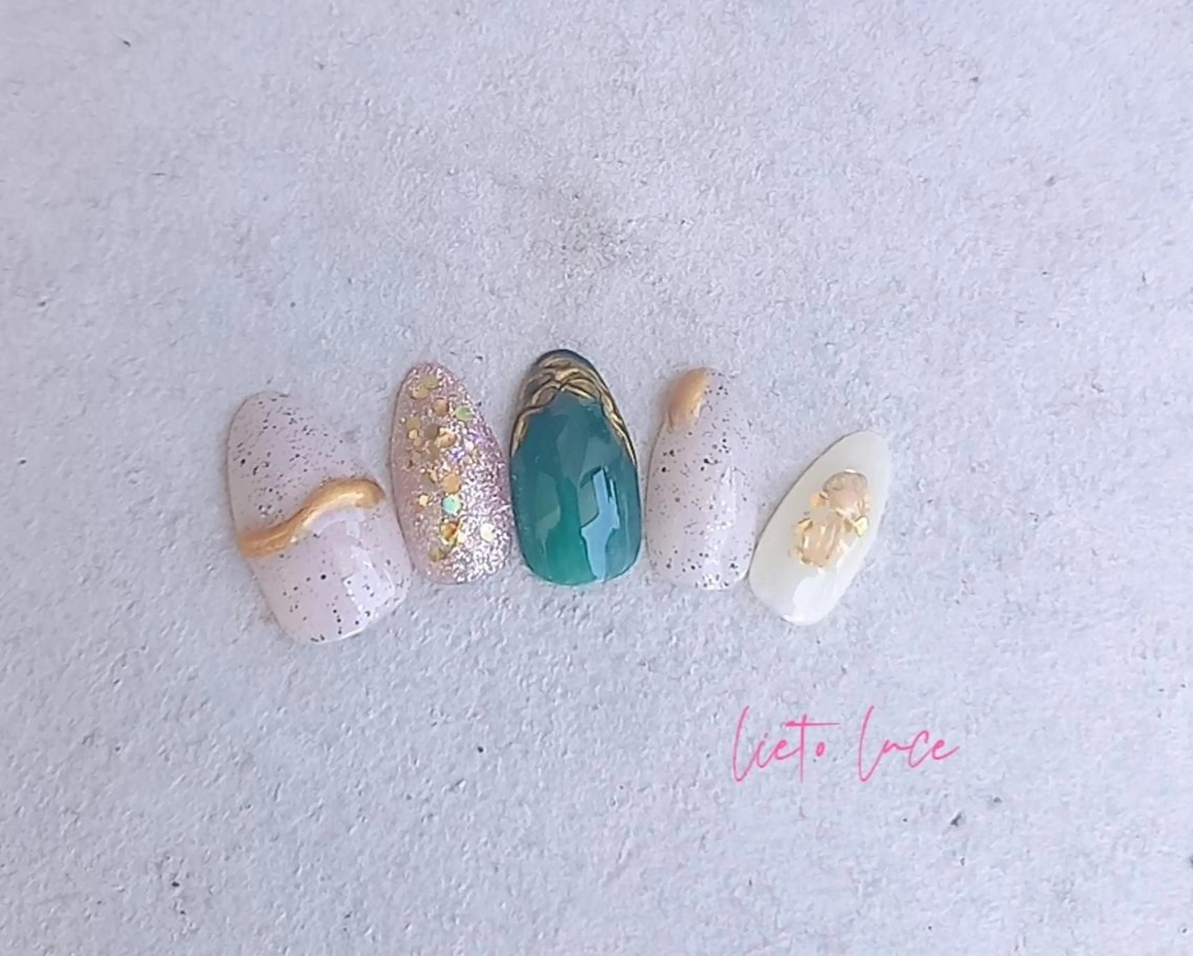 ネイル 夏ネイル ハンドネイル lieto luce Yukaのネイルデザイン