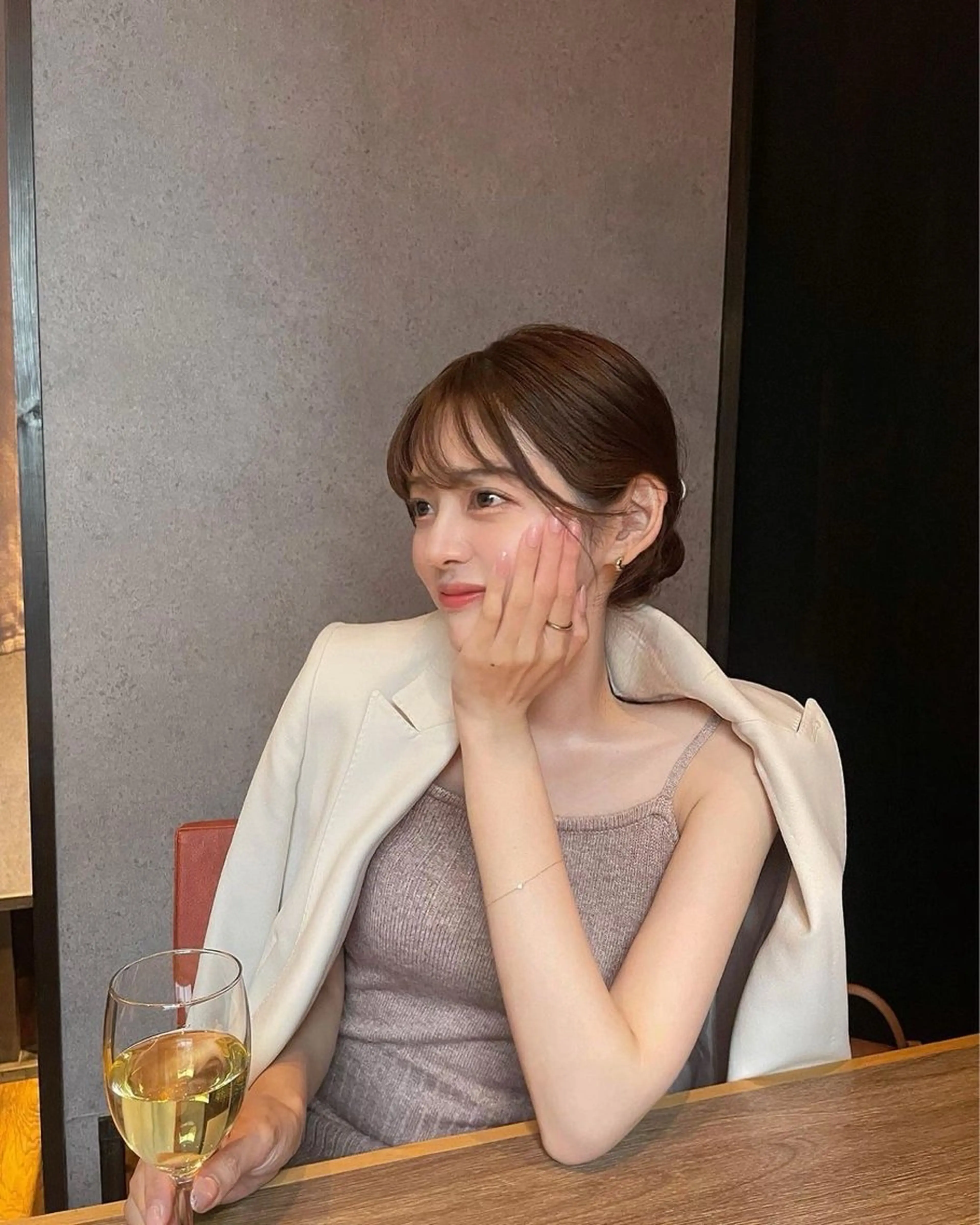 セミロング カラー カット ヘアカラー トリートメント 莉乃/縮毛矯正/髪質 改善/艶カラーのヘアスタイル