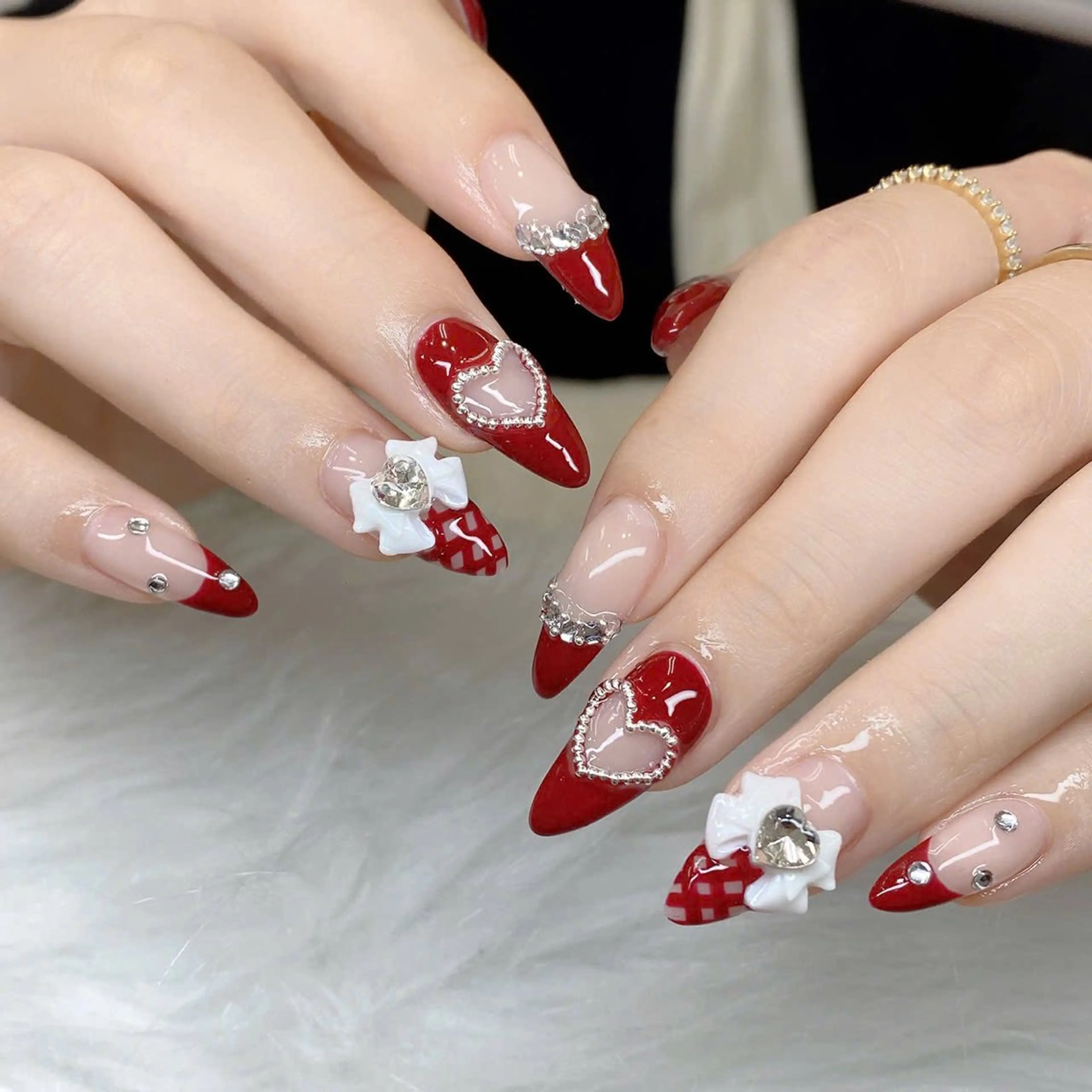 ネイル ハンドネイル LETHI LINHのネイルデザイン