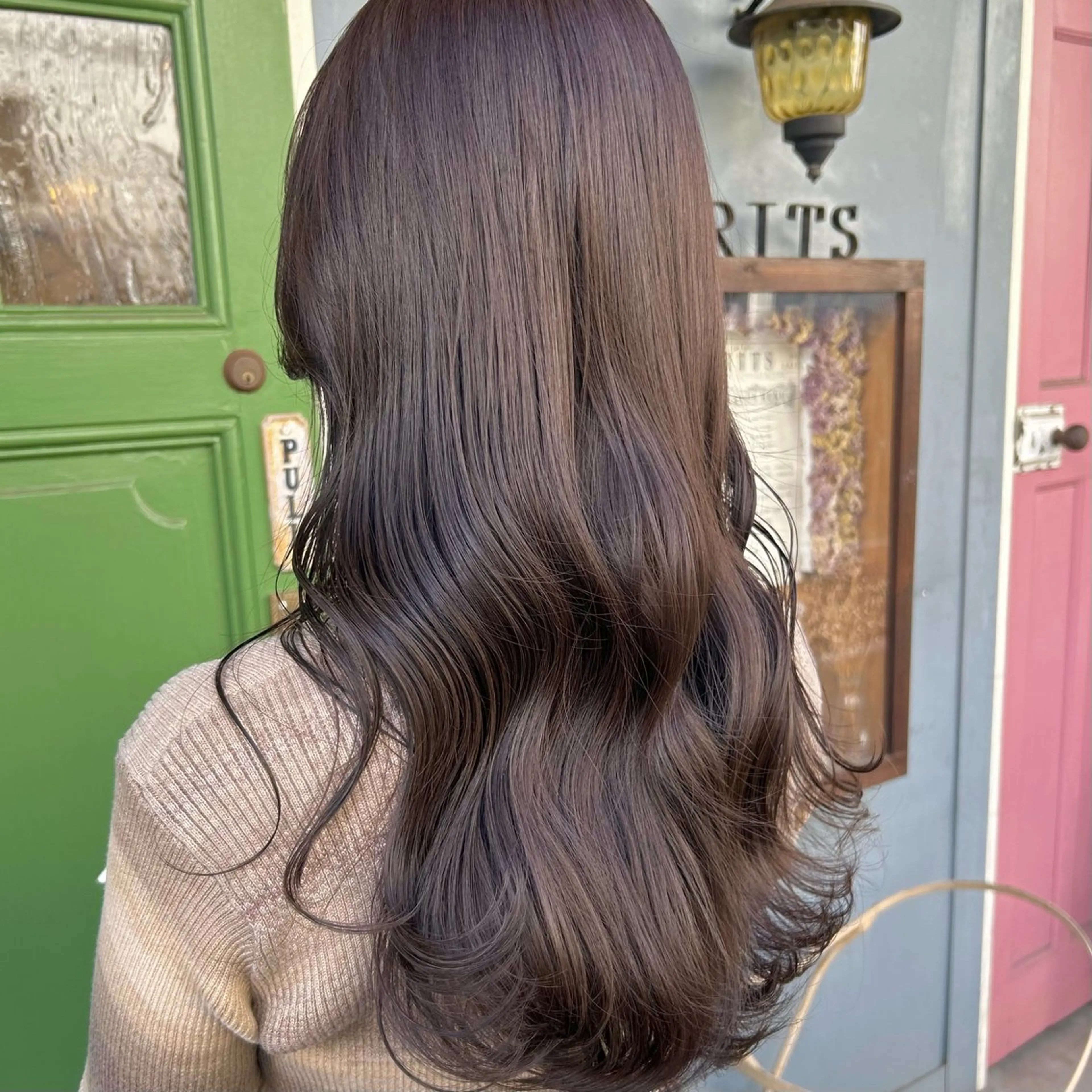 ロング カラー アッシュ アッシュブラウン ブラウンカラー 透明感カラー トリートメント カット ヘアカラー BRITS 渡辺 菜々子のヘアスタイル