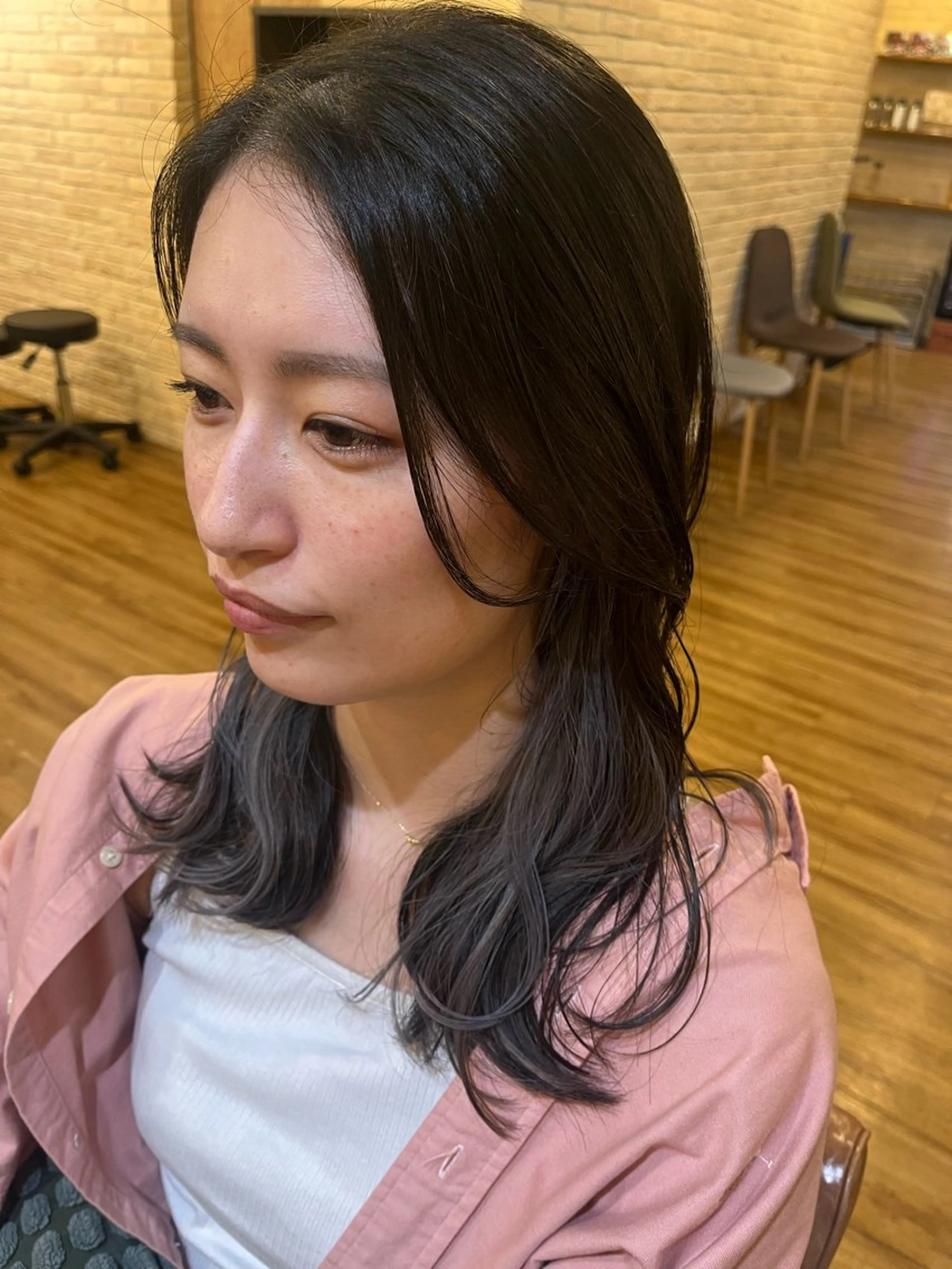 ミディアム 林 花鈴🐇🌸のヘアスタイル