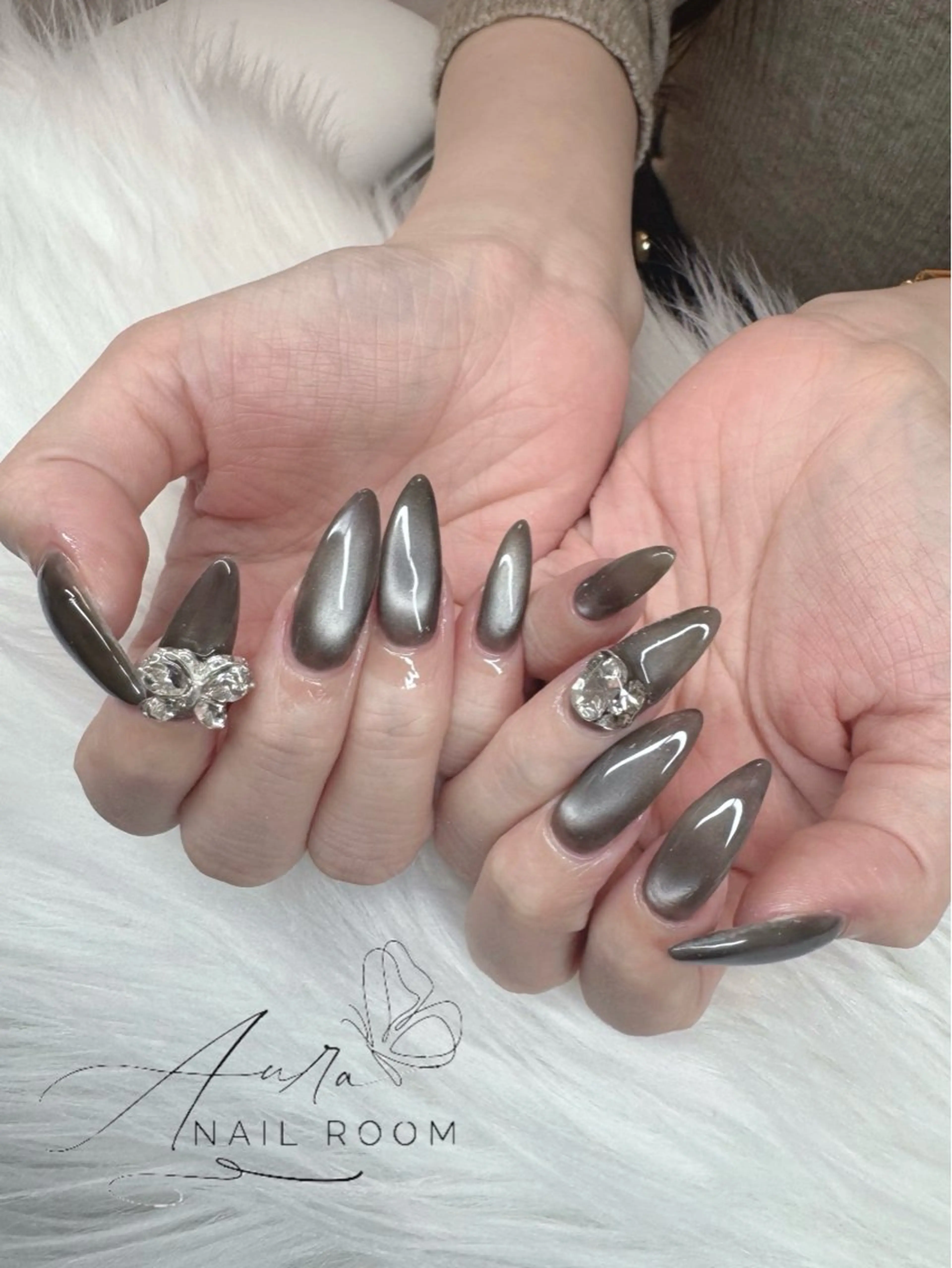 ネイル Aura nail room所属・Lu naのネイルデザイン