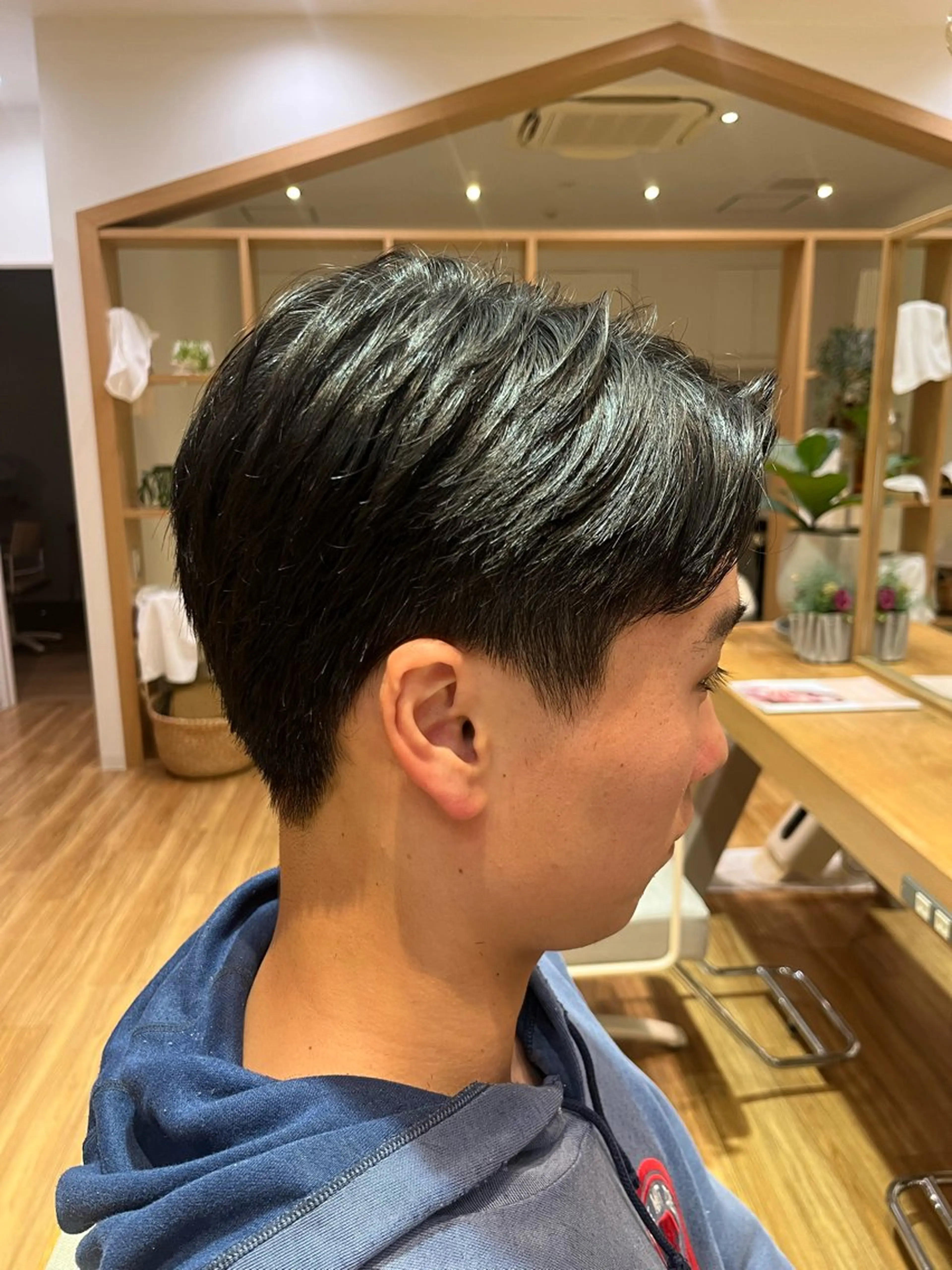 ショート 坂下 七星のヘアスタイル