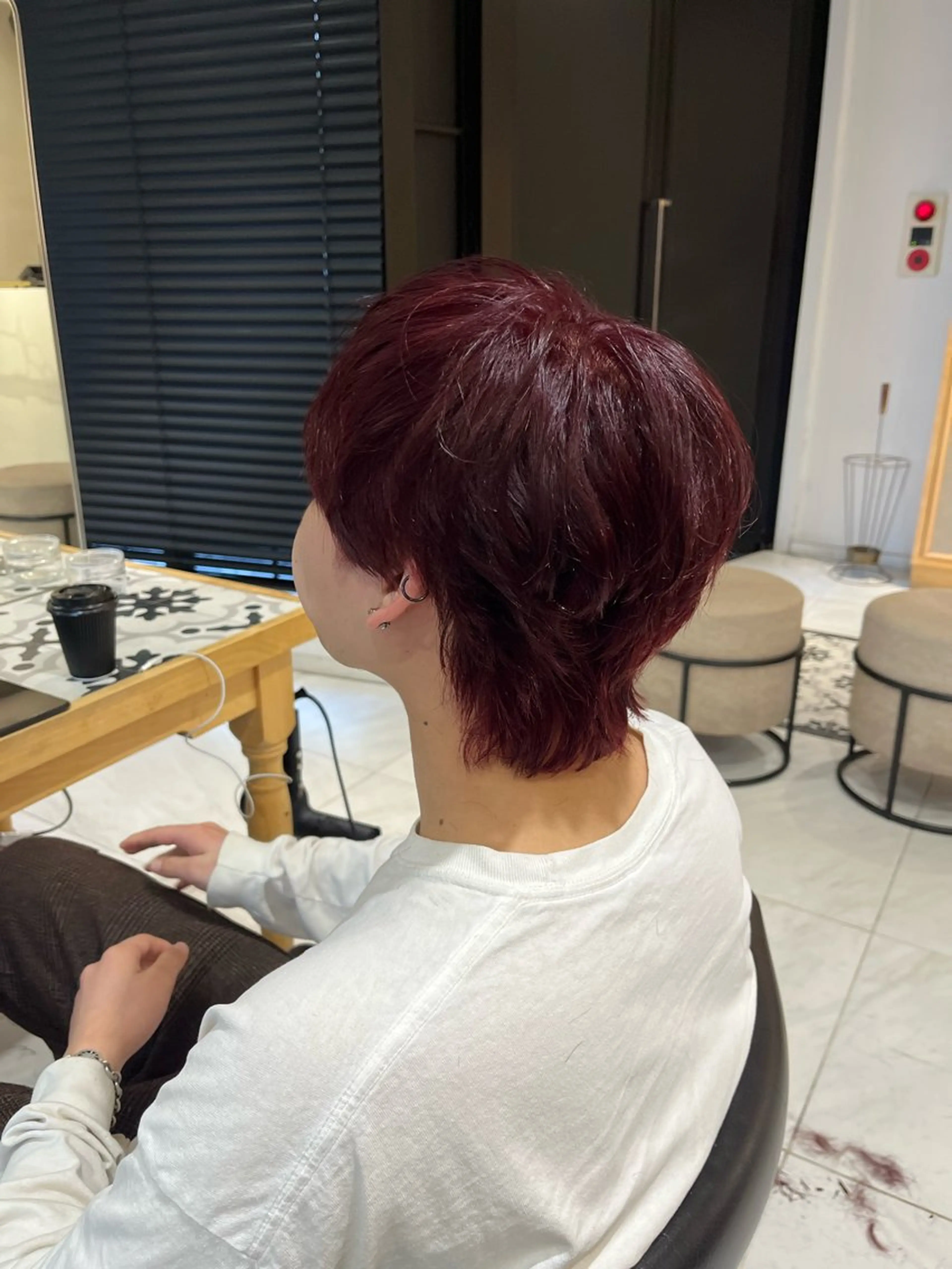 ショート カラー メンズ マッシュ レッドカラー くせ毛 カット ヘアカラー トリートメント ナミ🩶暗髪/暖色 ❤️/透明感/縮毛のヘアスタイル