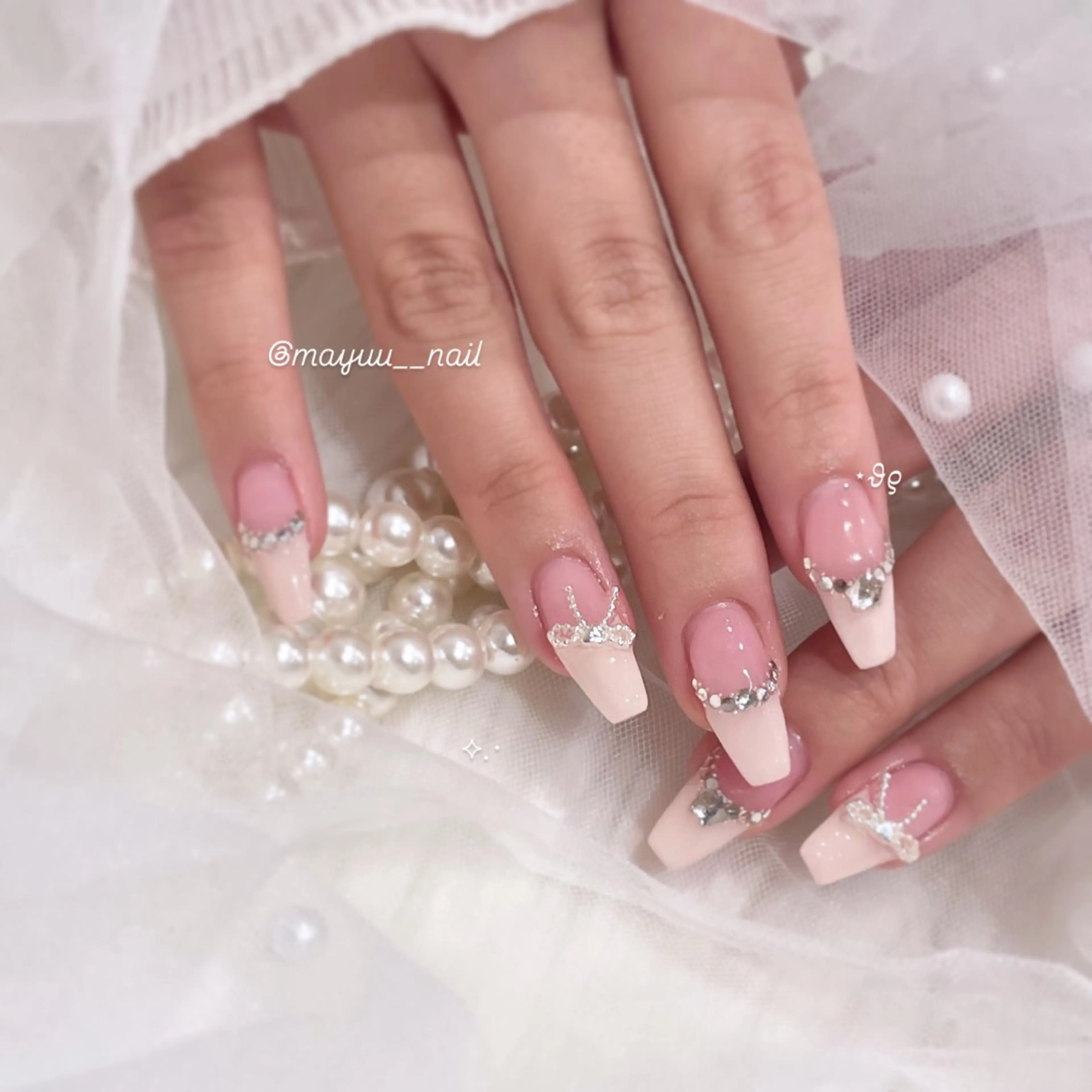 ネイル ハンドネイル 🎀 Mayu 🎀痛ネイルのネイルデザイン