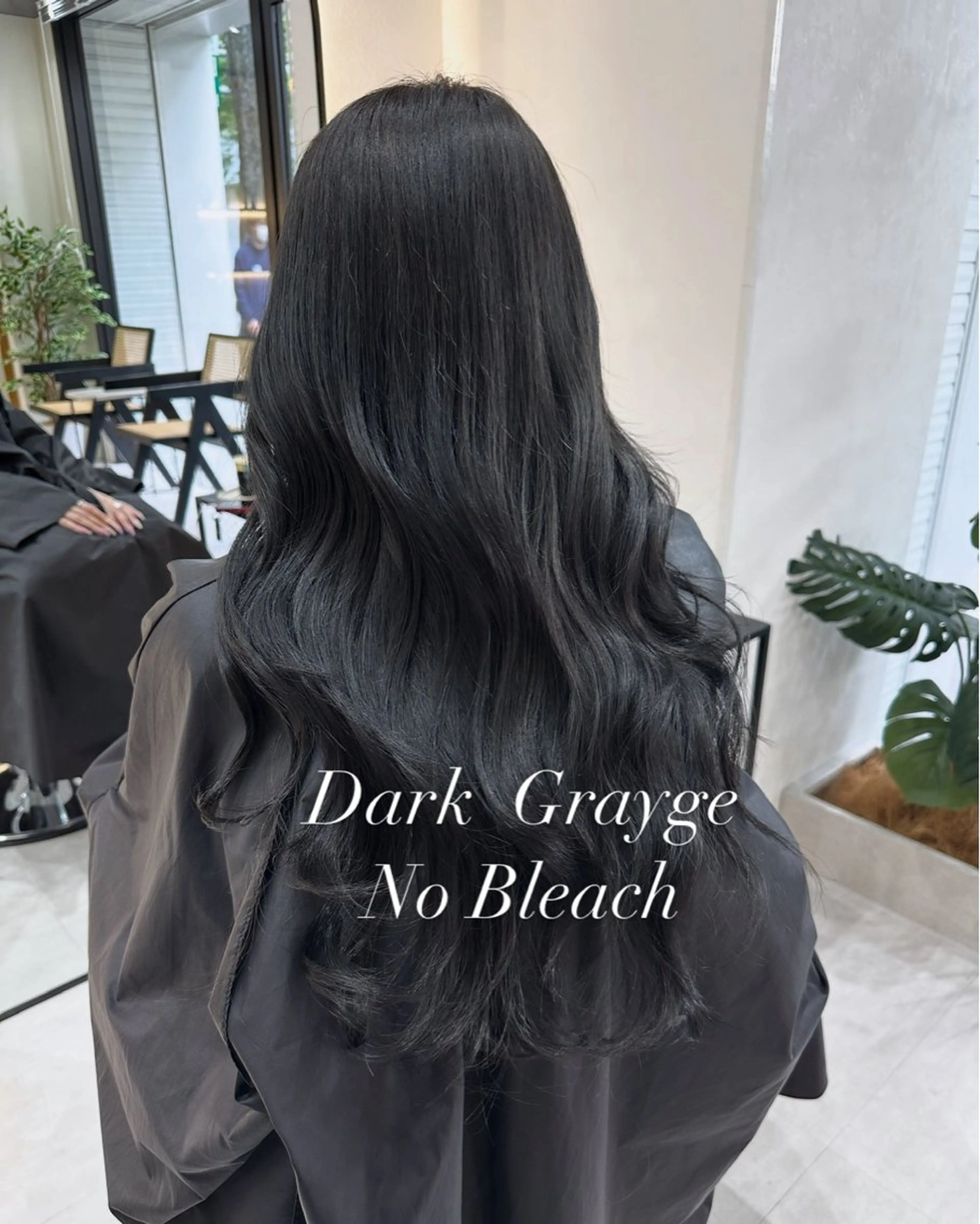 ロング カラー 赤み消し/オリーブ カーキ/福田れんのヘアスタイル