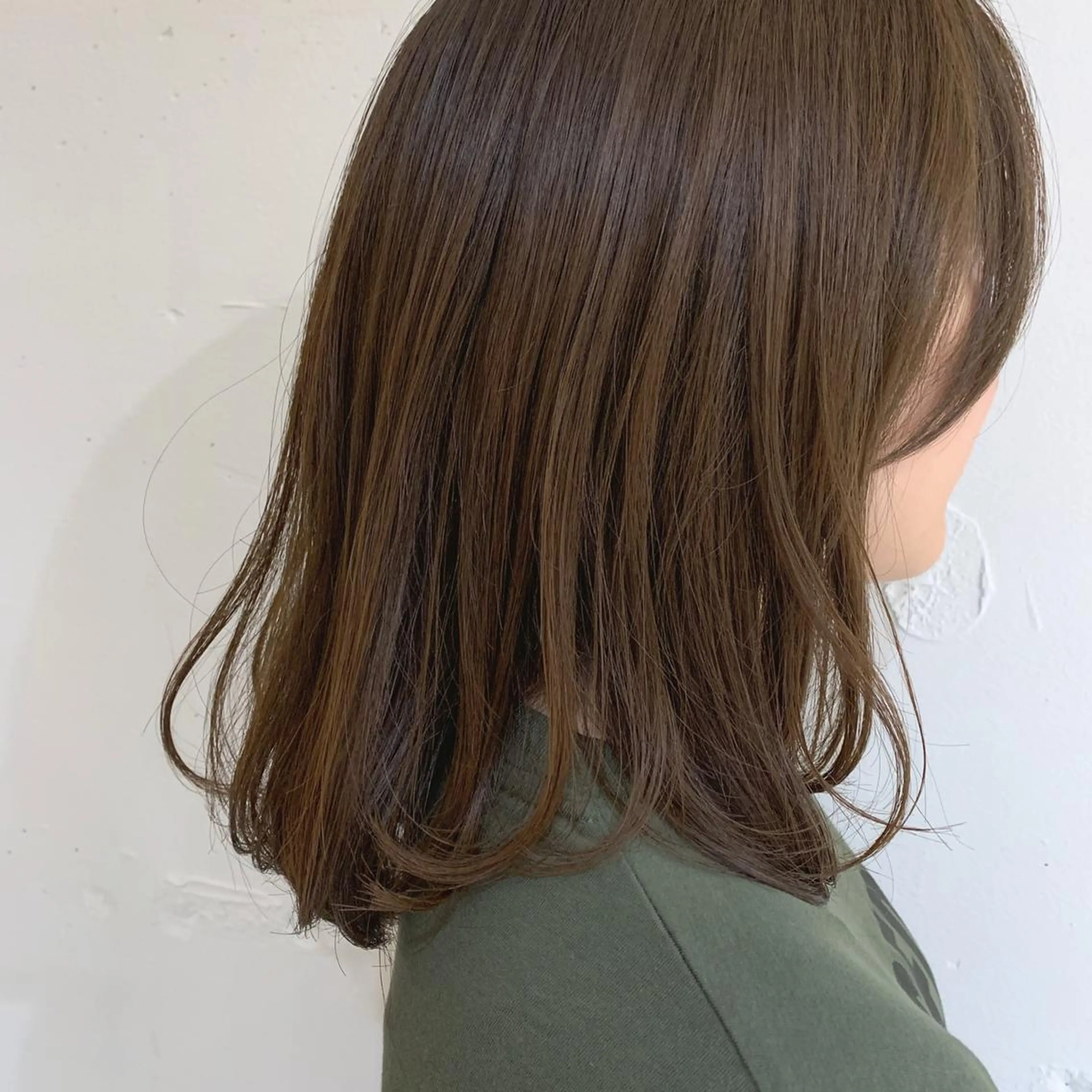 セミロング カラー アディクシーカラー ベージュカラー 透明感カラー オレンジ カット ヘアカラー トリートメント newi 京橋 【yuuki】のヘアスタイル