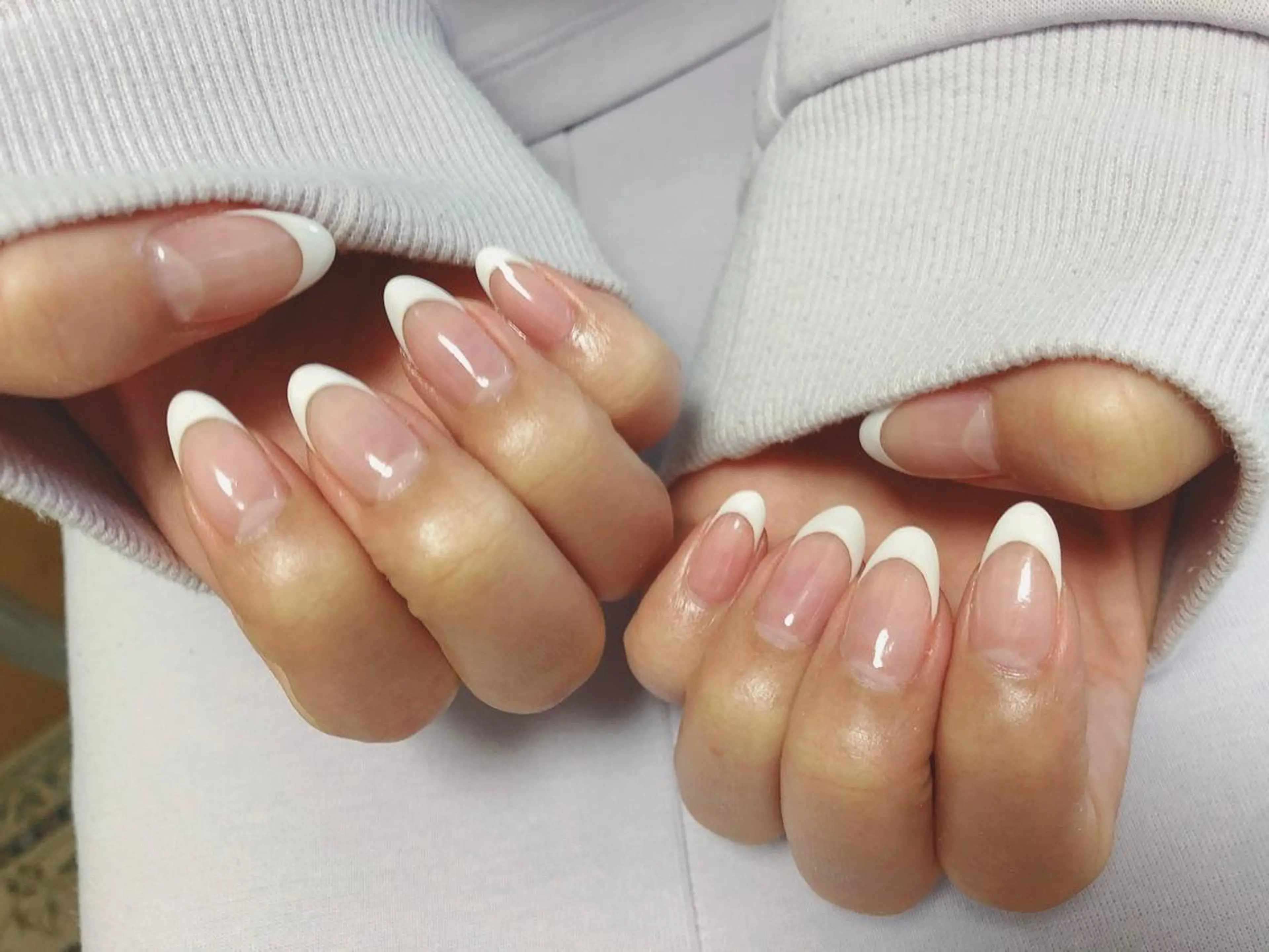 ネイル フレンチネイル シンプルネイル ホワイト Mogu nail 二子玉川のネイルデザイン