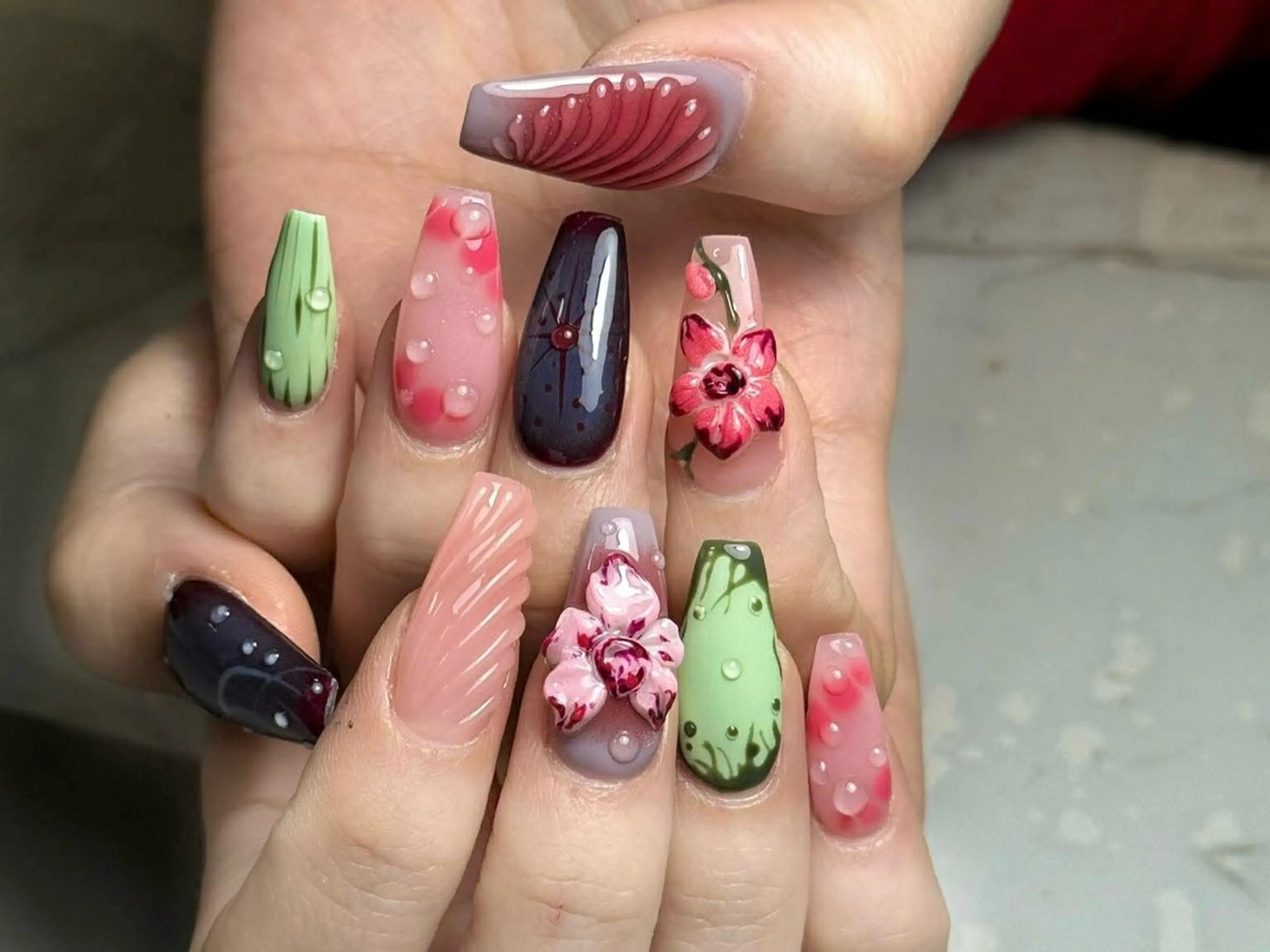 ネイル アートネイル フレンチネイル ジェルネイル グラデーション 韓国ネイル ハンドネイル ハンドケア さくら💮💮 【オフ無料】のネイルデザイン