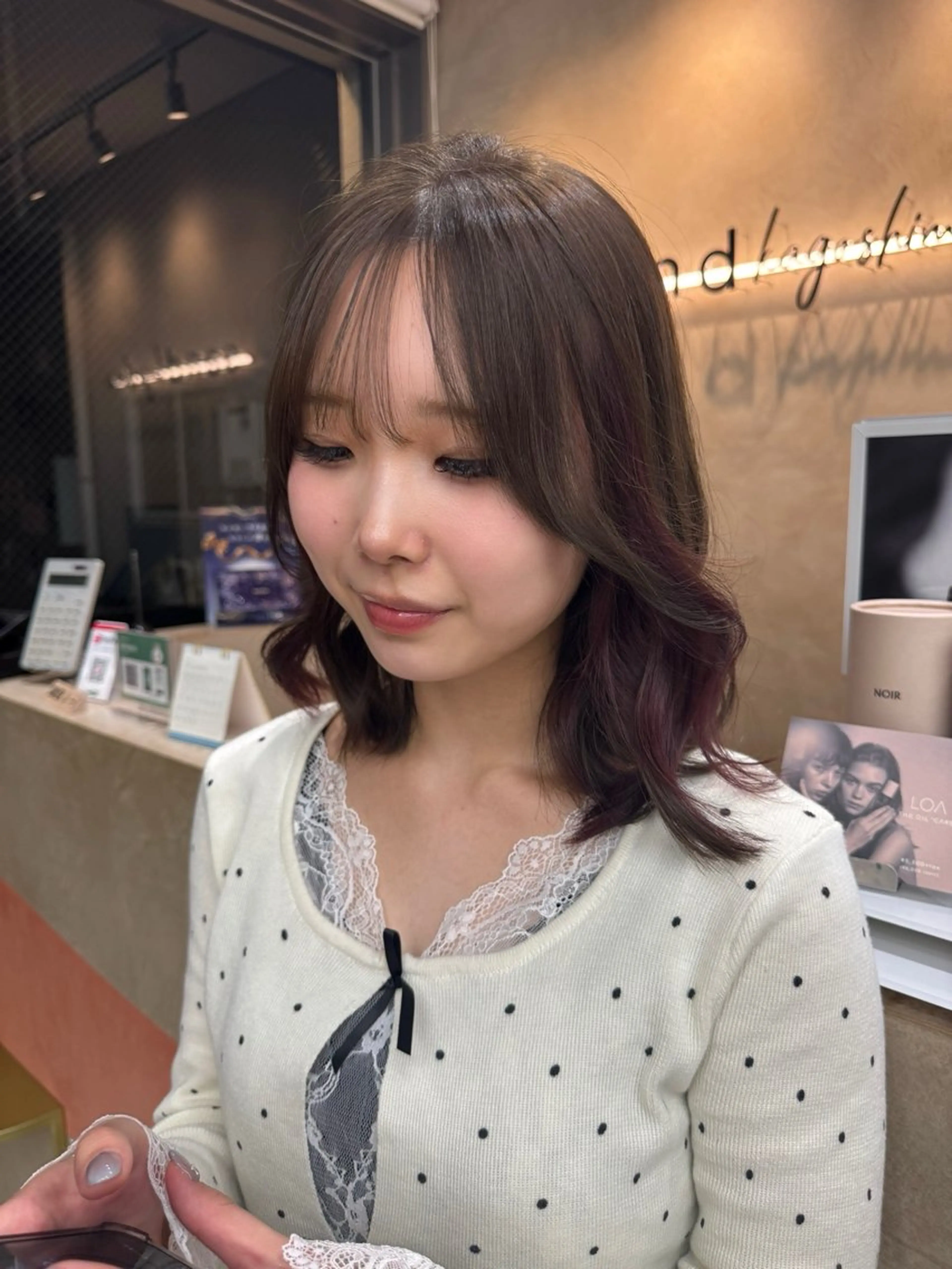 カラー ベージュカラー オリーブベージュ ピンクカラー sand emaのヘアスタイル