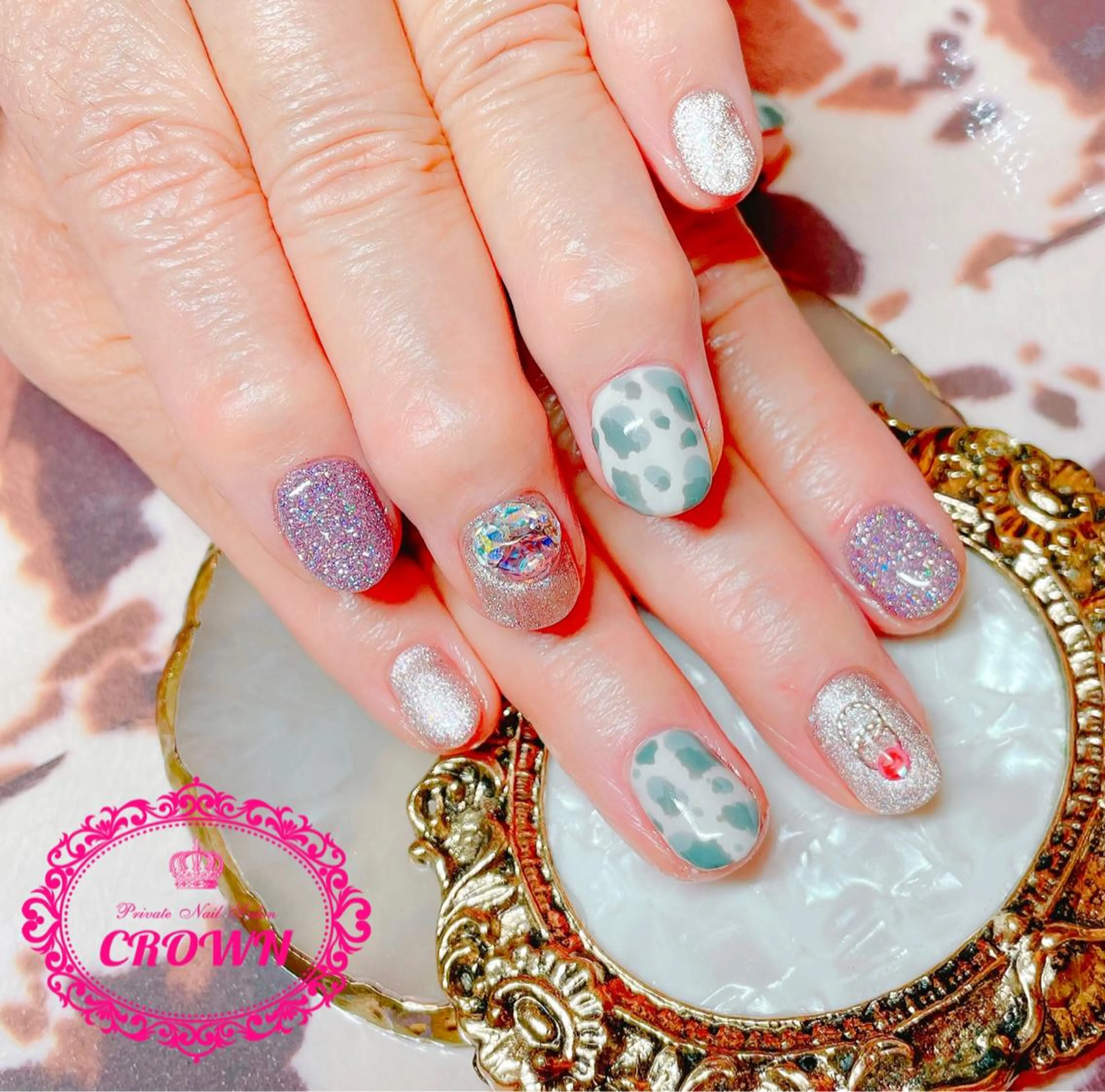 ネイル CROWN プライベートサロンのネイルデザイン