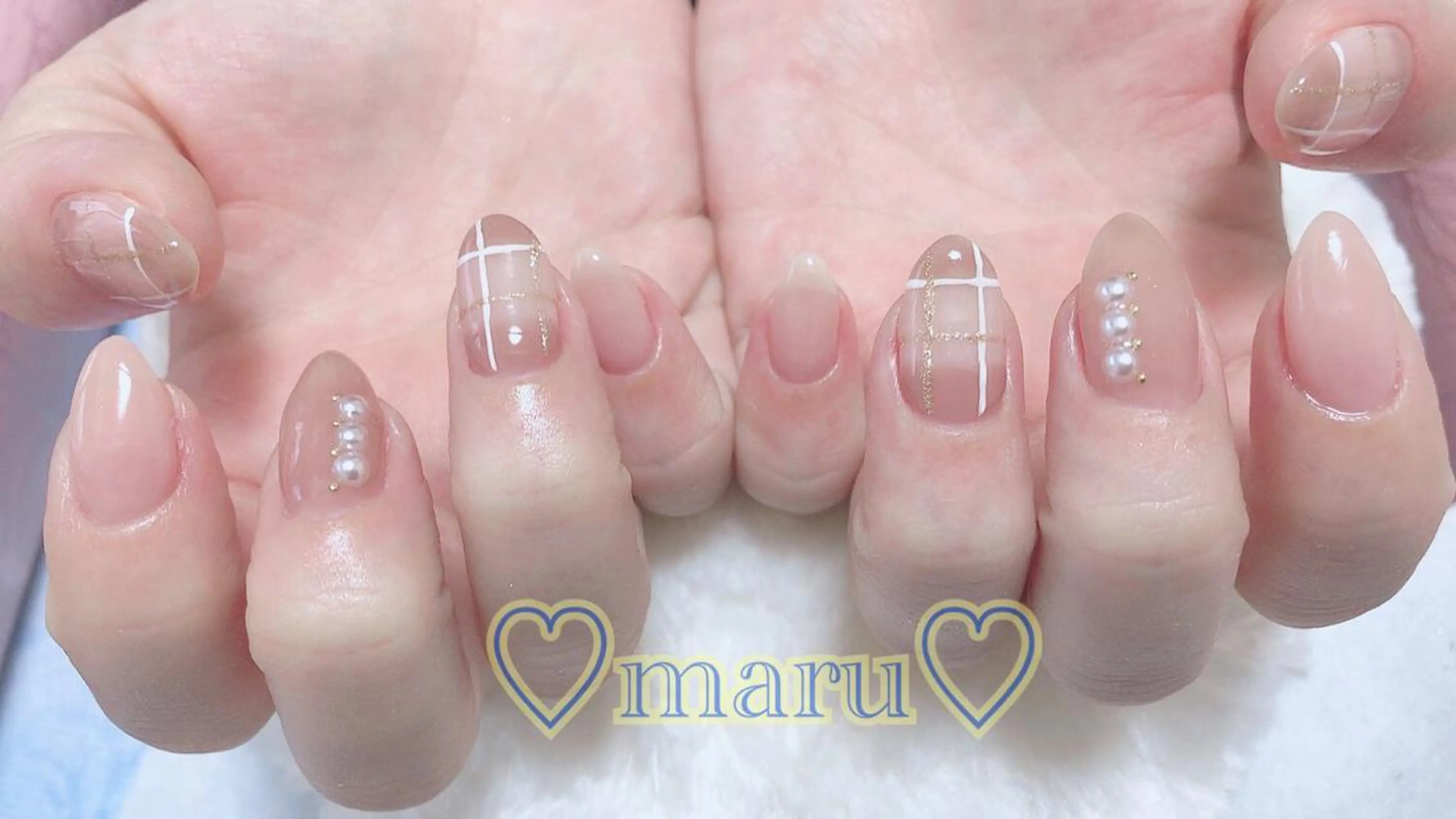 ネイル ハンドネイル フットネイル まるみ ♡のネイルデザイン