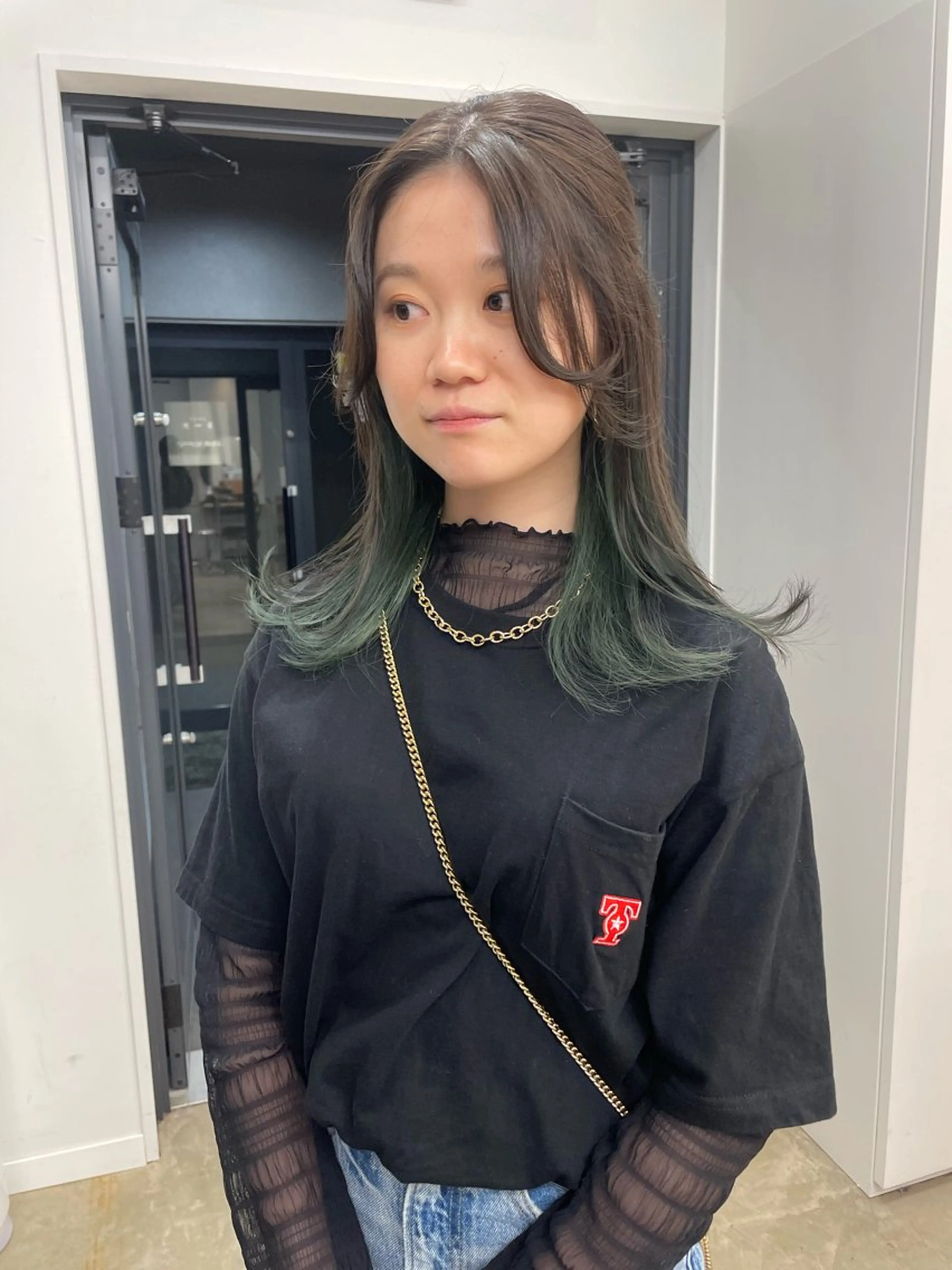 ミディアム カラー pole所属・【pole】 minaのヘアスタイル