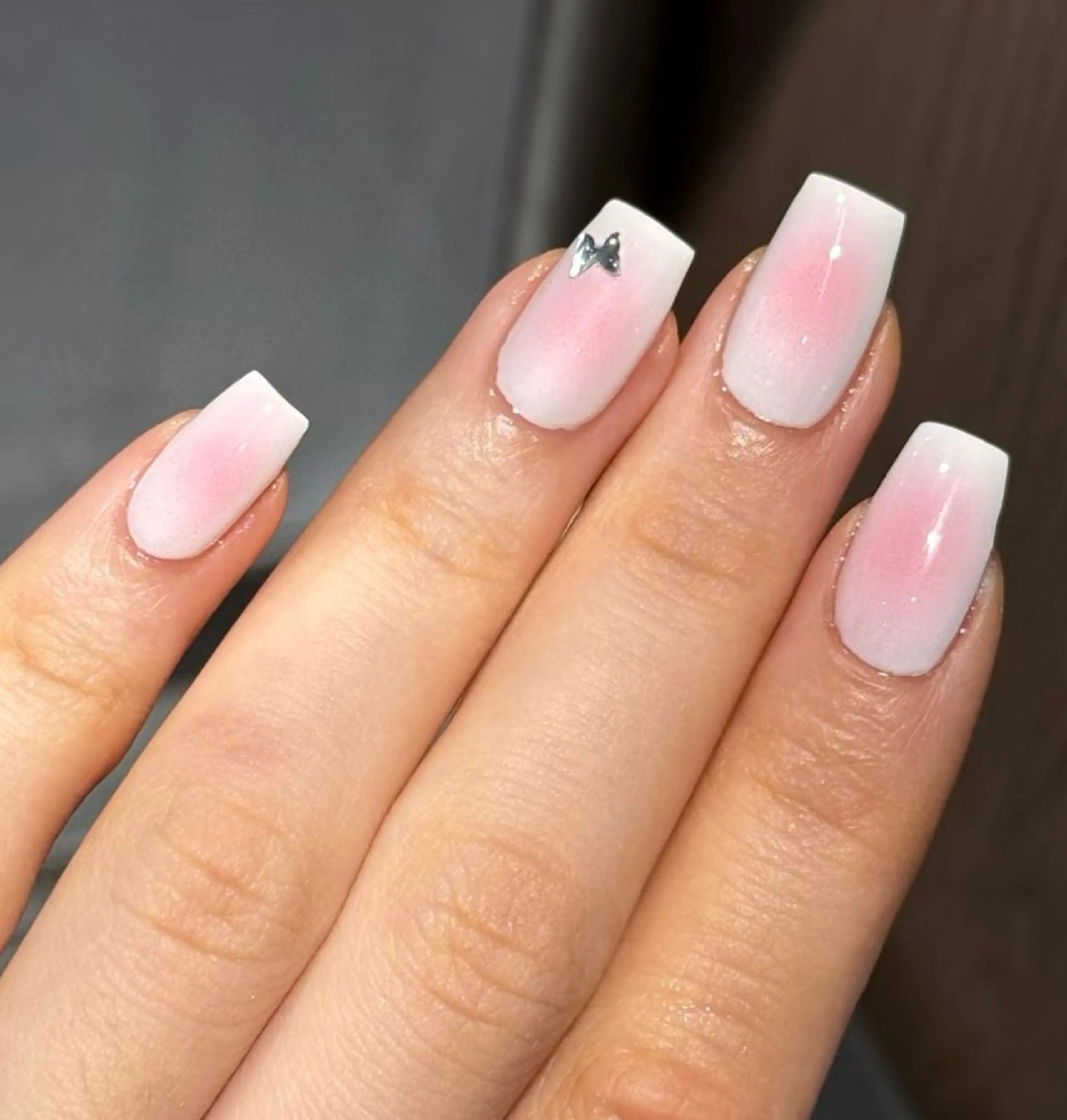 ネイル 高木 維麗絲のネイルデザイン