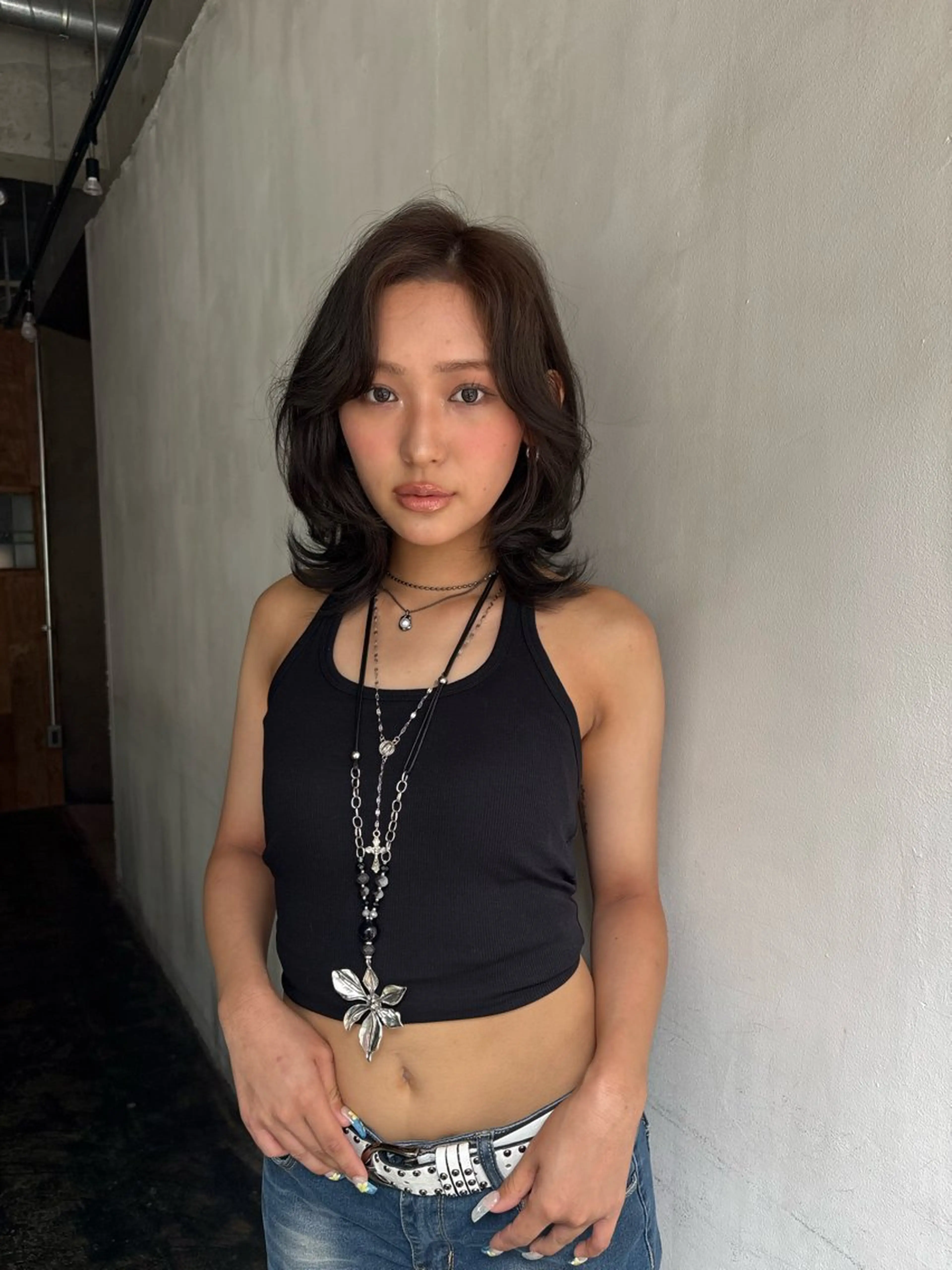 ミディアム 透明感|グレージュ 🌘/青空soraのヘアスタイル