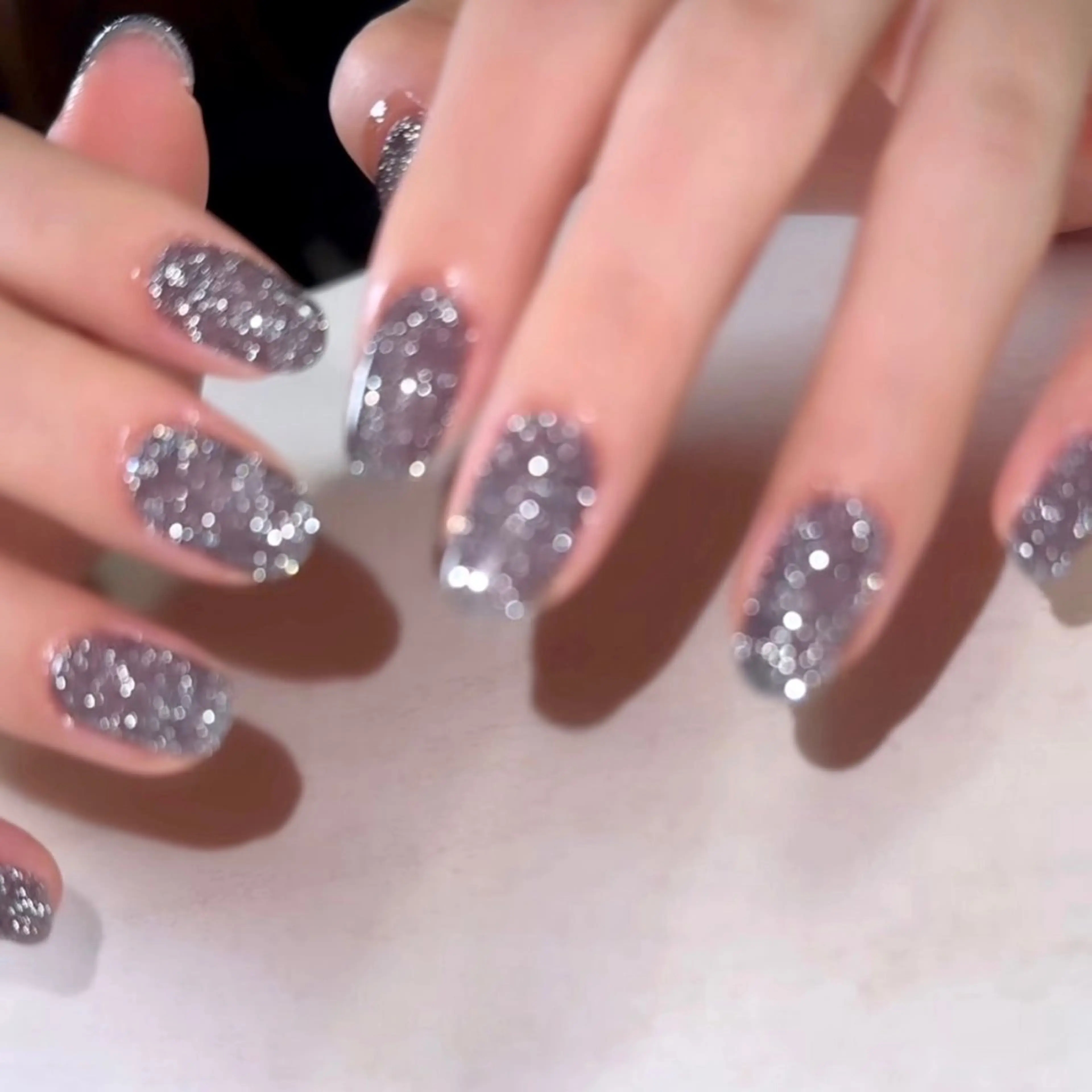 ネイル フラッシュネイル キラキラネイル ハンドネイル ボガスティーズネイル 川崎店のネイルデザイン