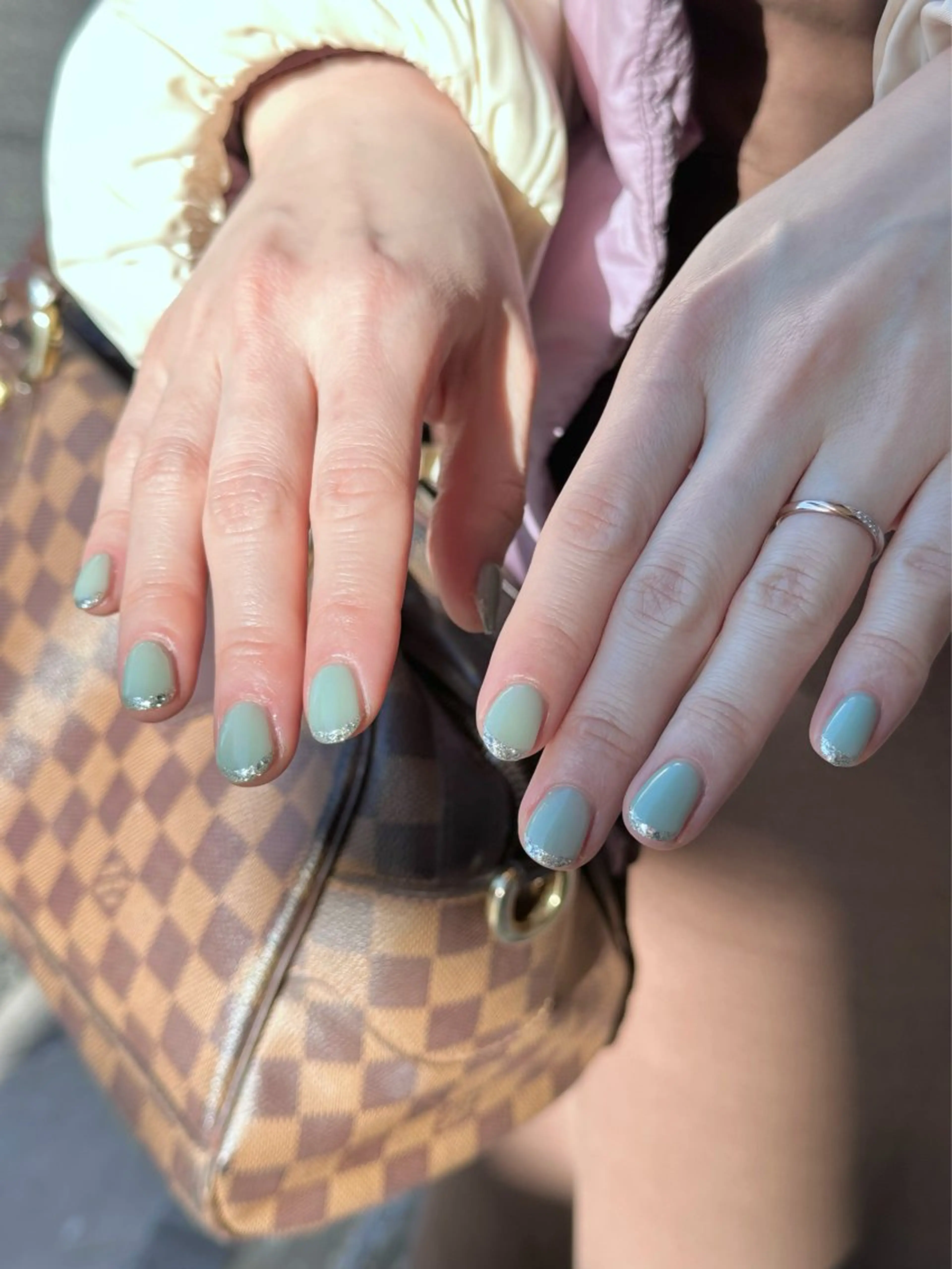 ネイル ラメ(グリッター) シモダ カスミ 🦀 @ksm_smdのネイルデザイン