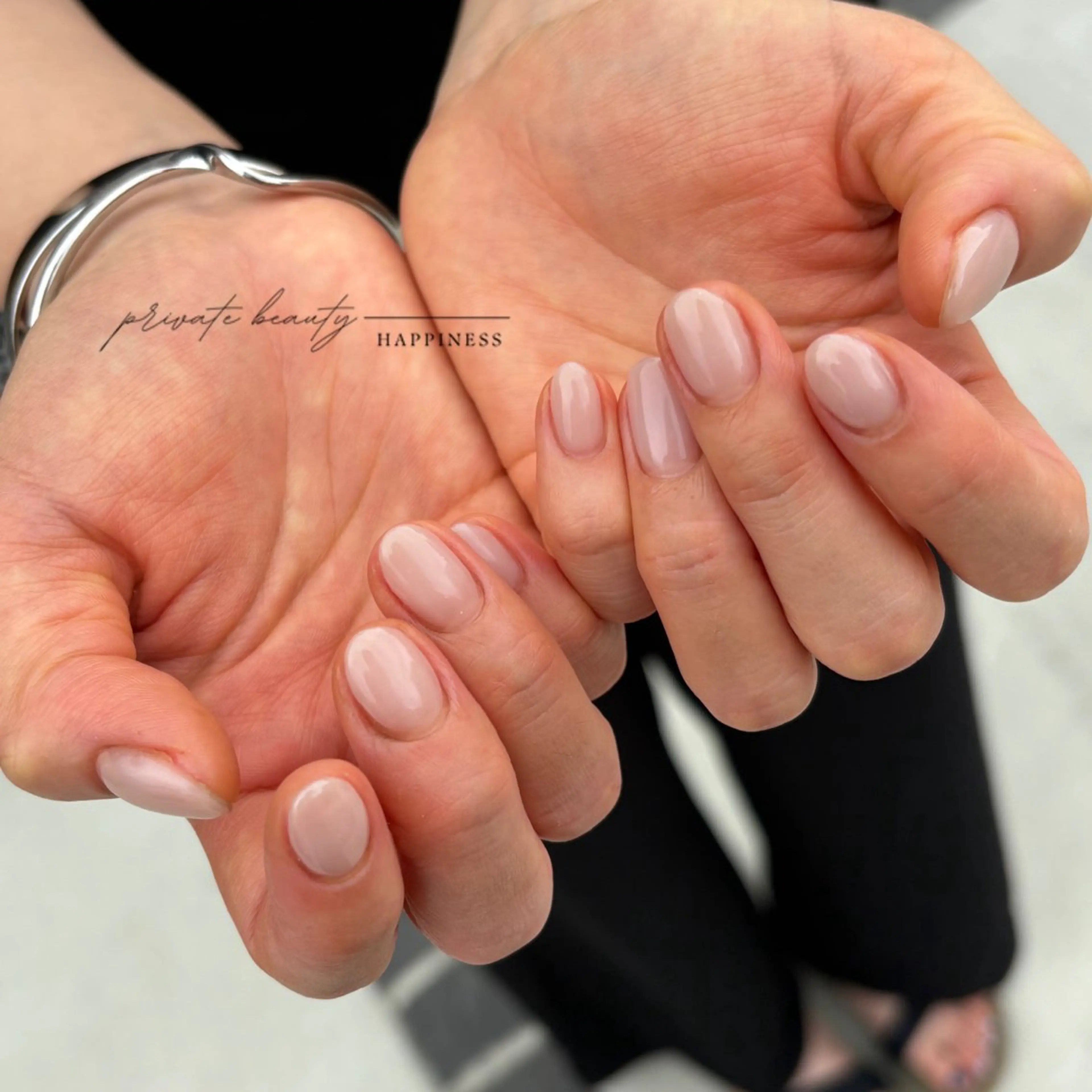 ネイル 韓国ネイル ワンホンネイル happiness nailのネイルデザイン