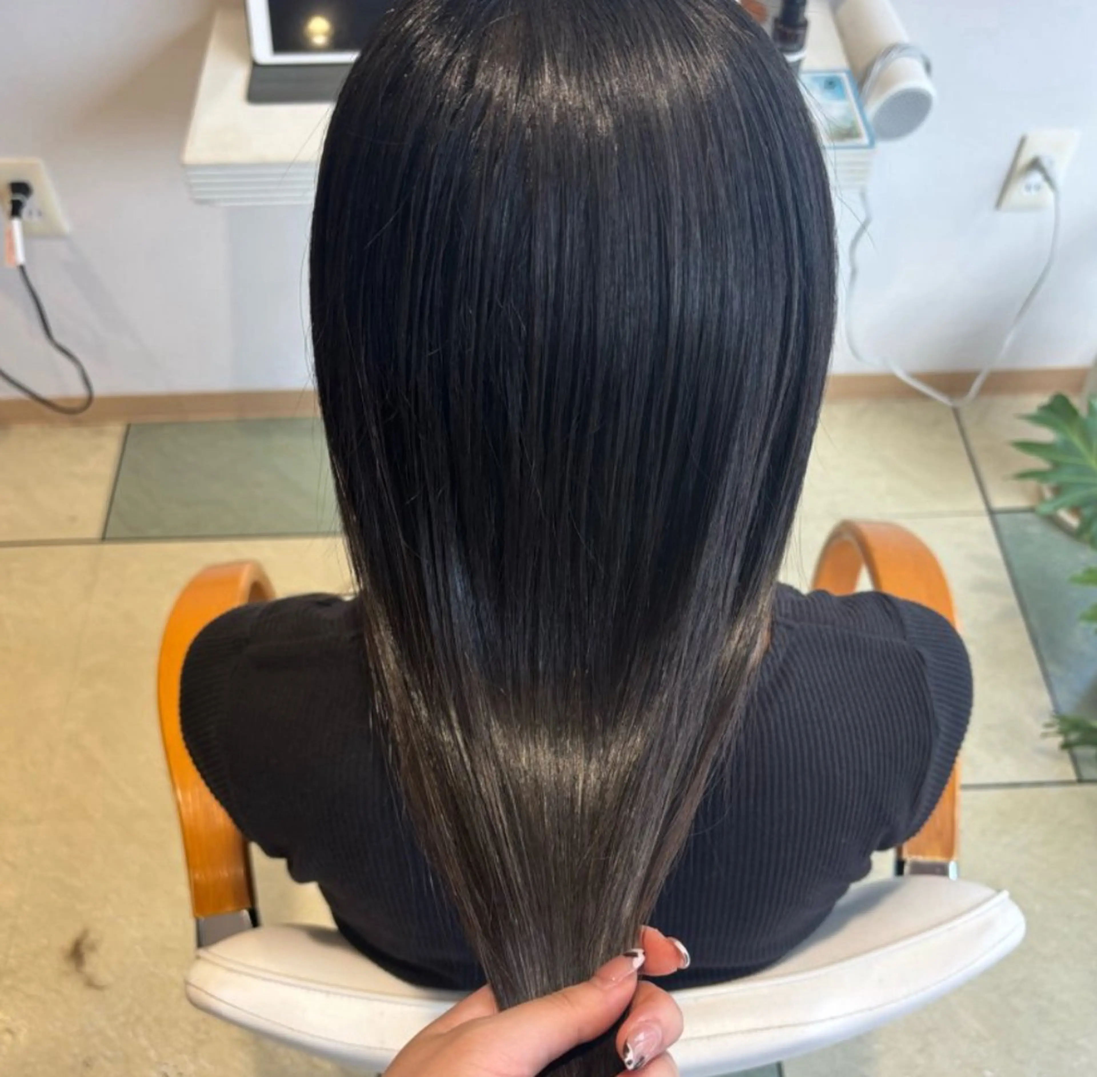 セミロング カラー 髪質改善 トリートメント トリートメント 透明感カラー/ くびれヘア/ユウユのヘアスタイル