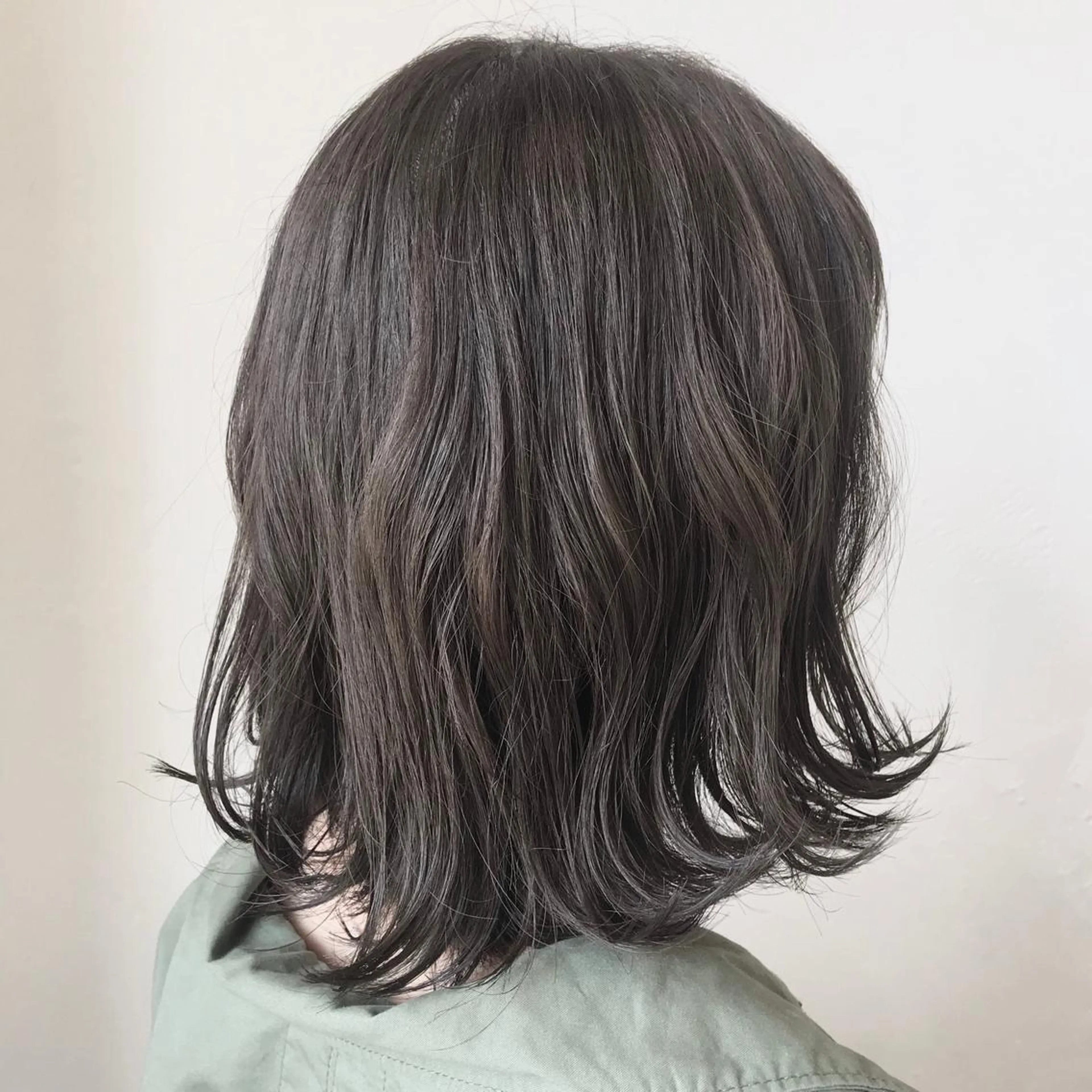 ミディアム カラー ブラウンカラー オリーブブラウン Hair Musee   柱店所属・topstylist 吉住 早織のヘアスタイル